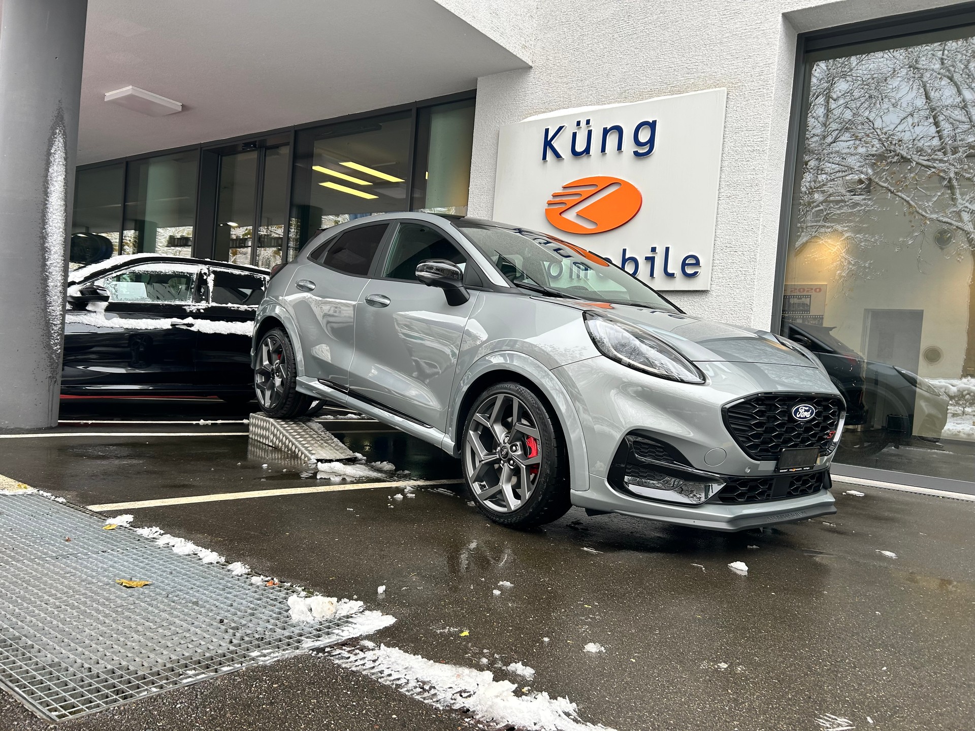 FORD Puma 1.0 MHEV ST Automat-image-2