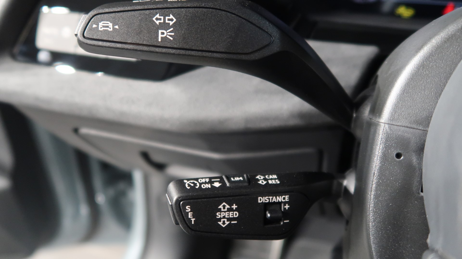 AUDI A3 allstreet TFSI 110 kW Attraction S tronic-image-12