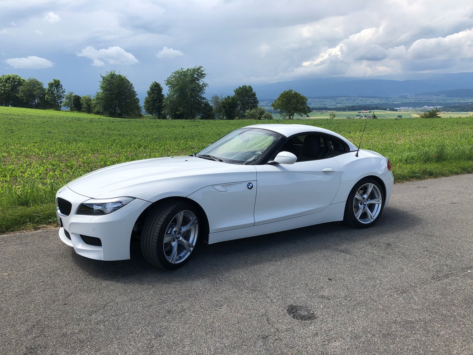 BMW Z4 sDrive30i Steptronic-image-1