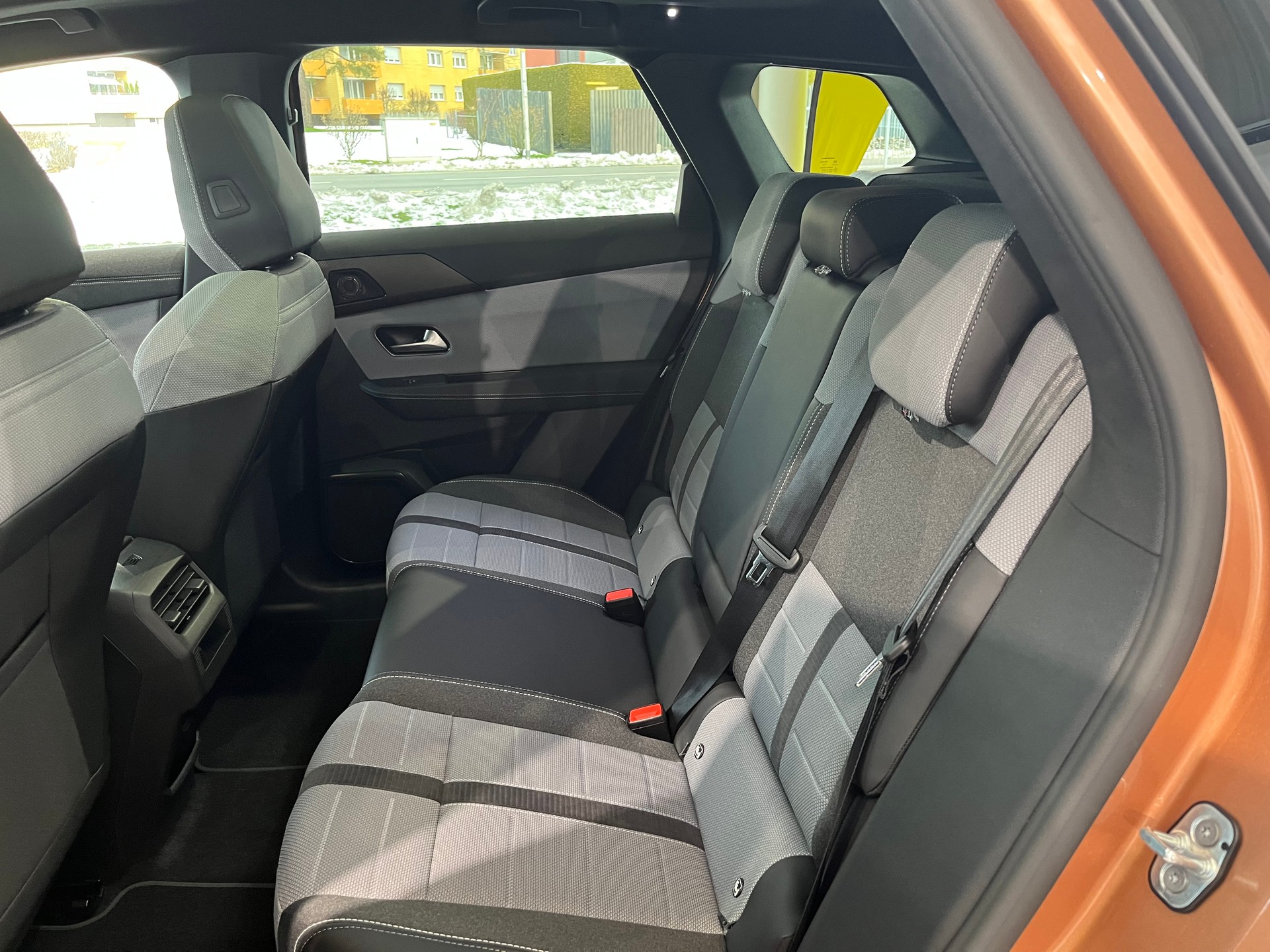 OPEL Grandland Elektro 73kWh GS-image-2