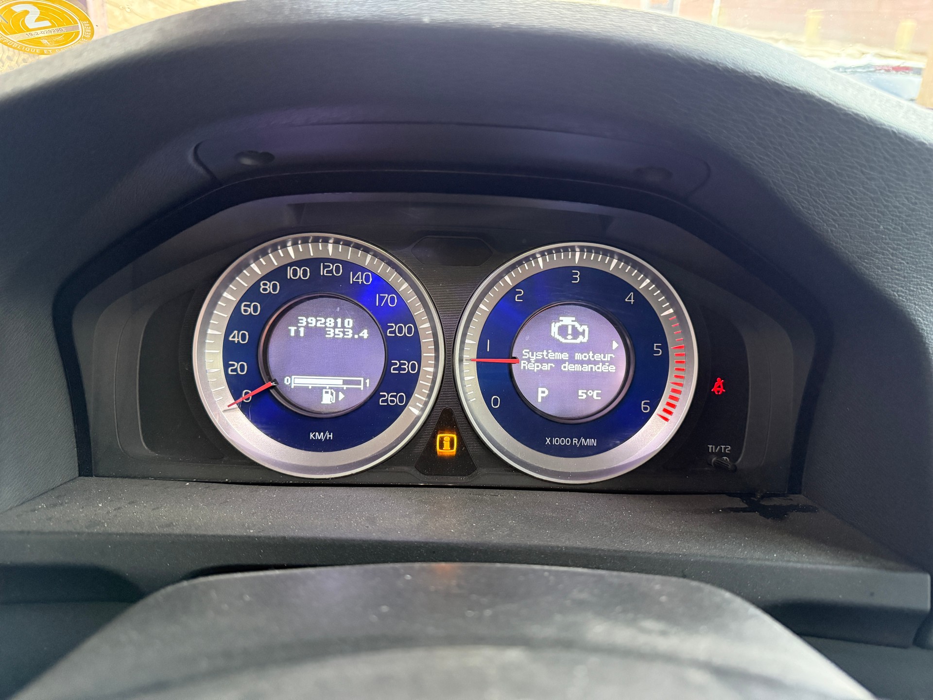 VOLVO V60 D3 R-Design Geartronic-image-4