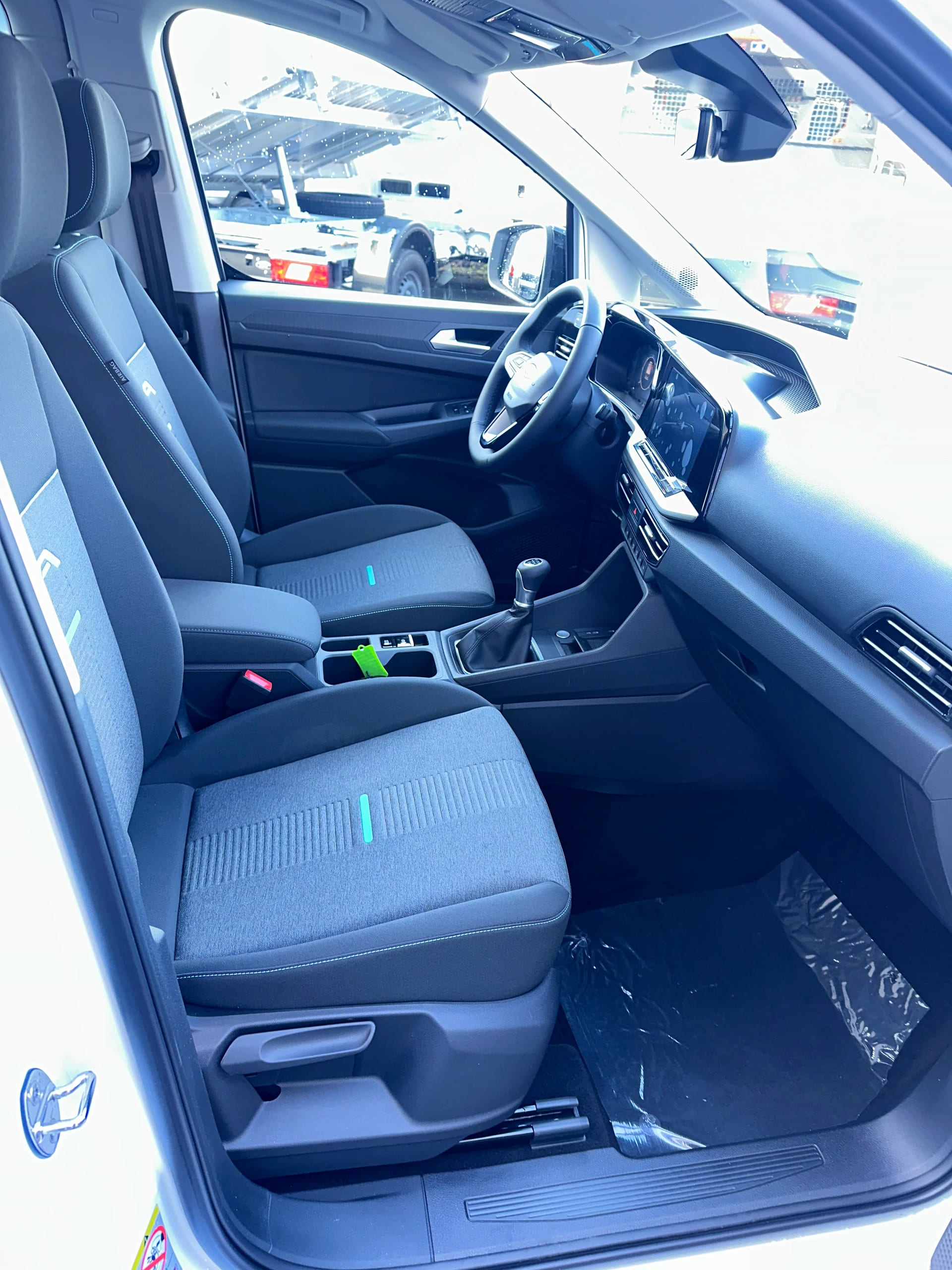 FORD TOURNEO CONNECT Grand 2.0 EcoB Active/122CV/Man.-image-15