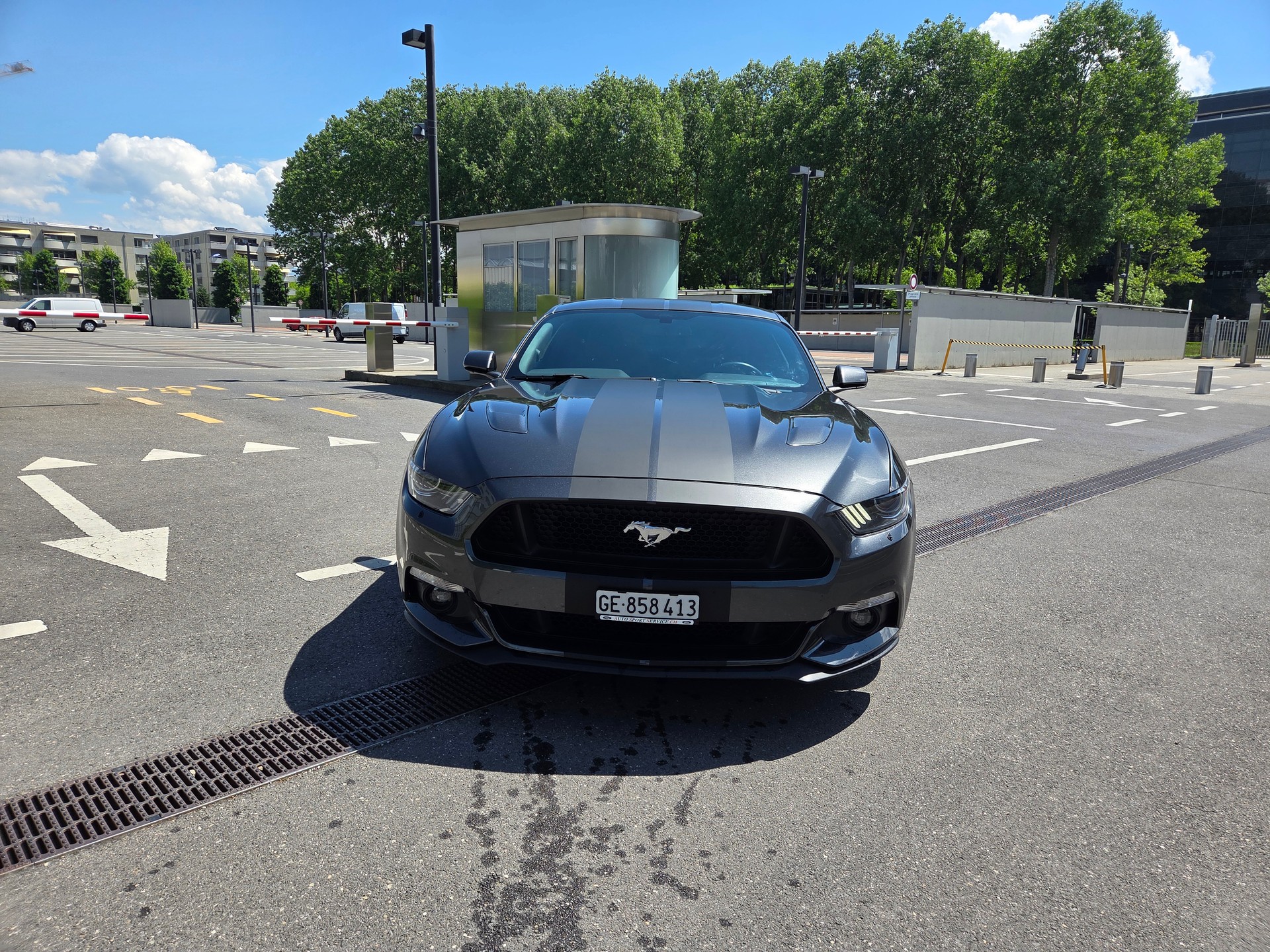 FORD Mustang Fastback 5.0 V8 GT-image-5
