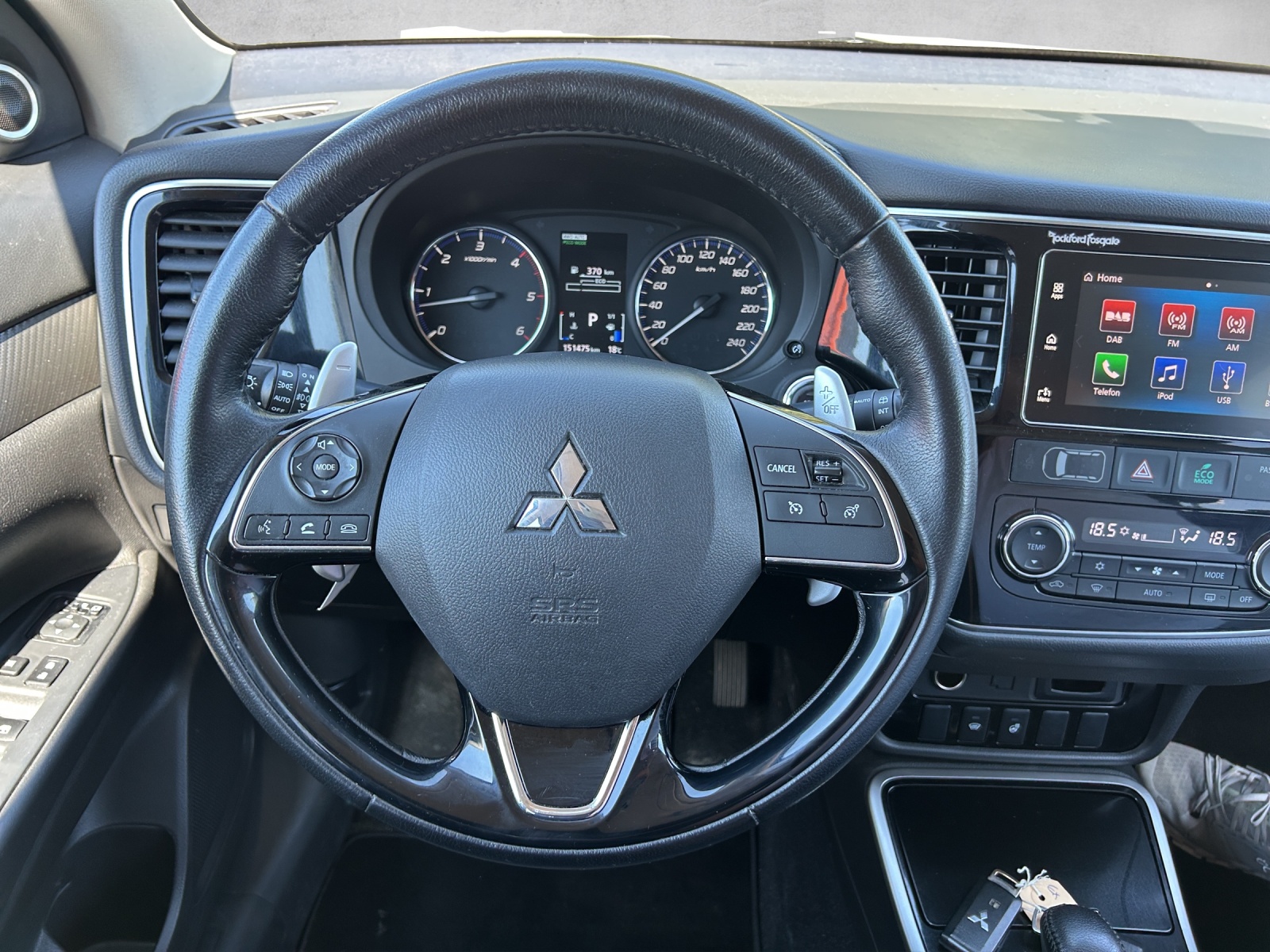 MITSUBISHI Outlander 2.2 DID Style Anniversary 4WD Automatic-image-17