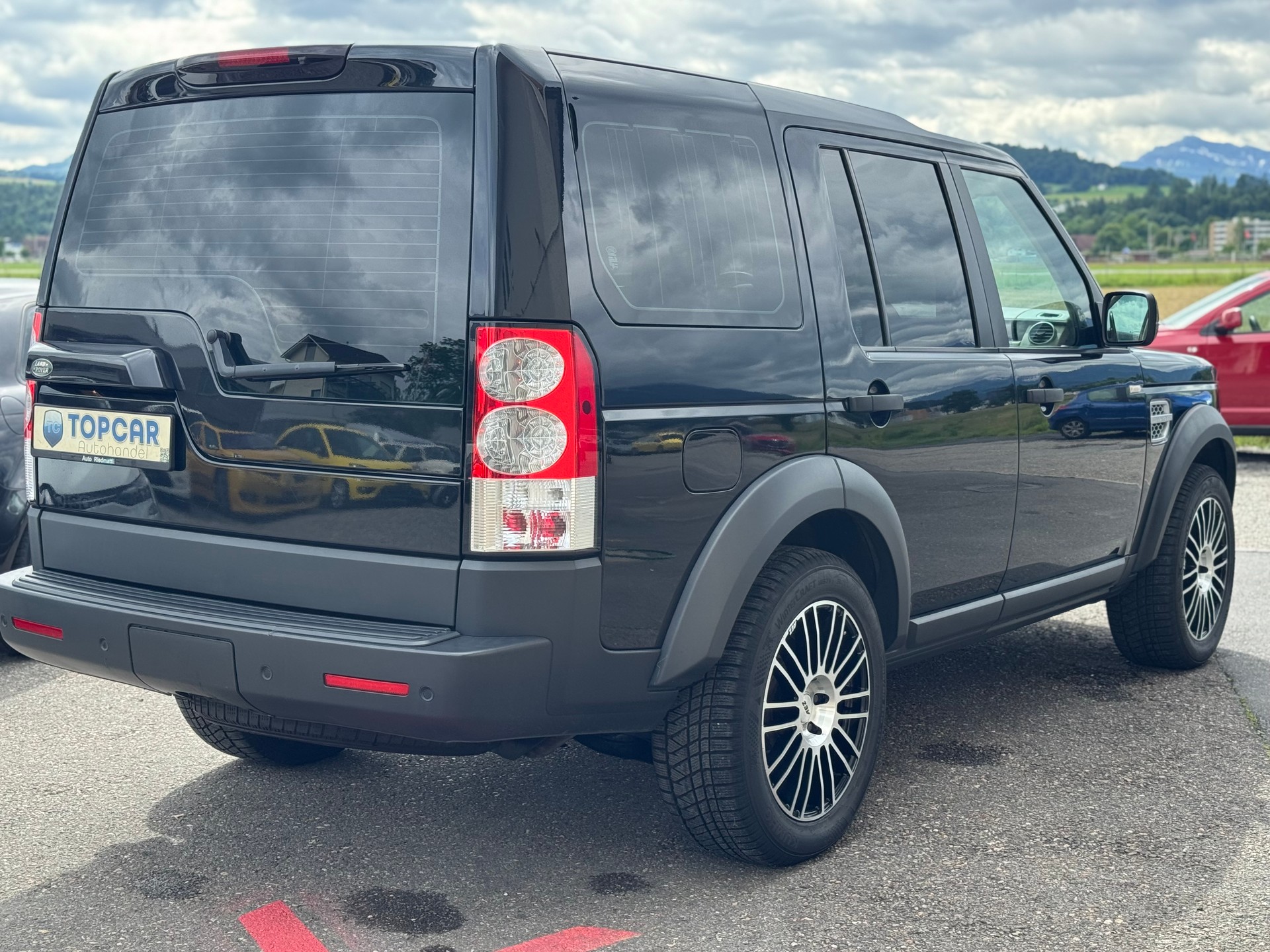 LAND ROVER Discovery 3.0 TDV6 S Automatic-image-5