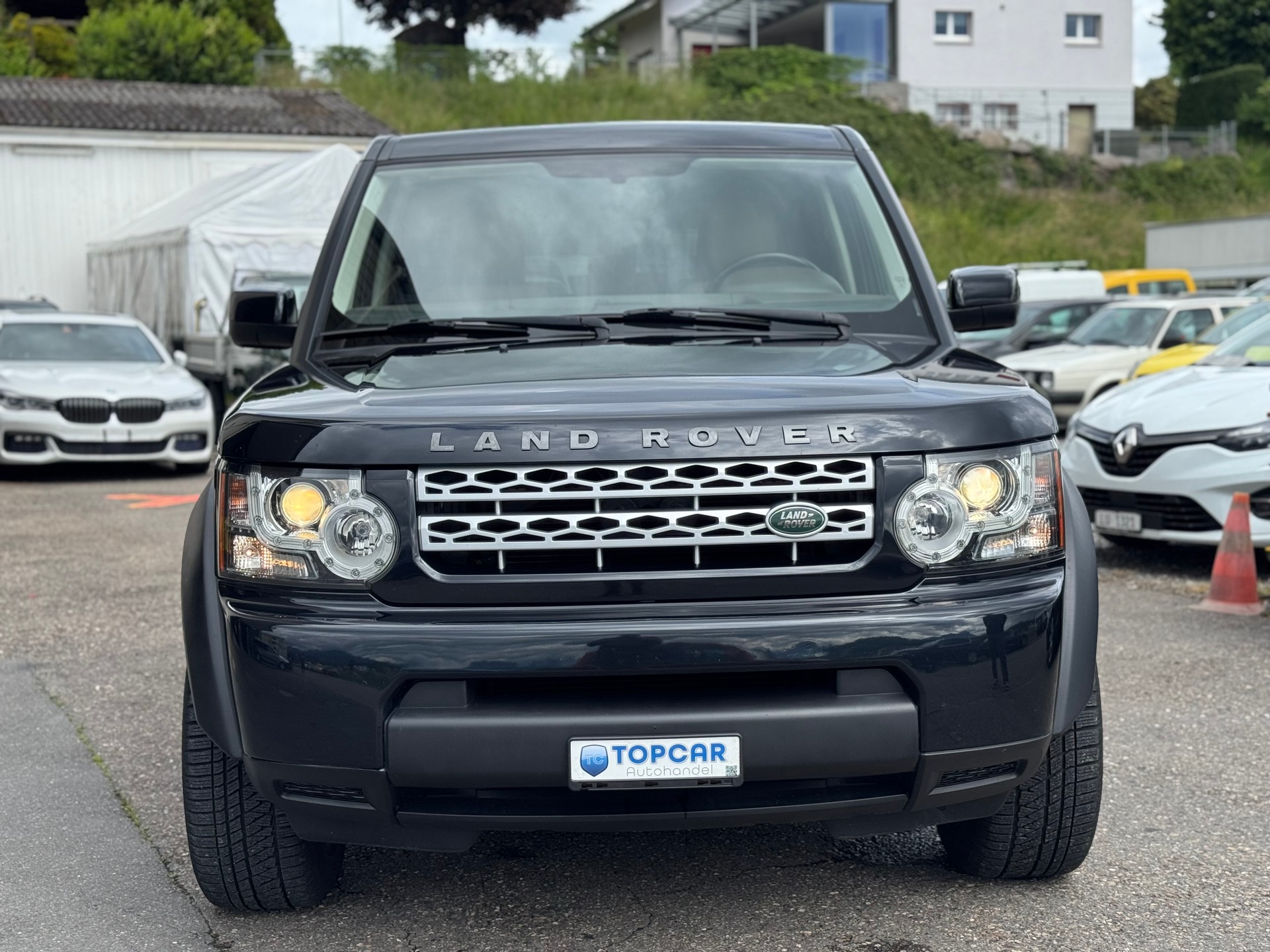 LAND ROVER Discovery 3.0 TDV6 S Automatic-image-1