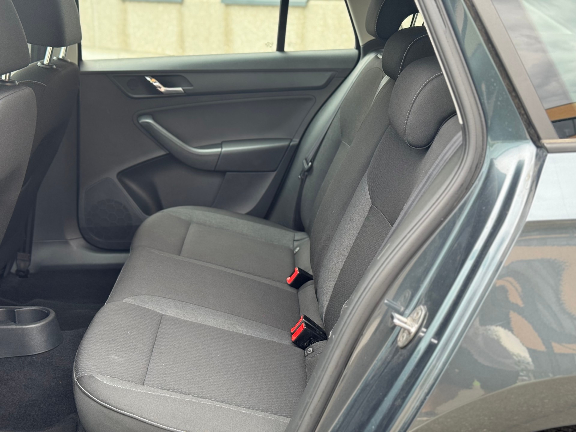 SKODA Rapid Spaceback 1.4 TSI Elegance DSG-image-15