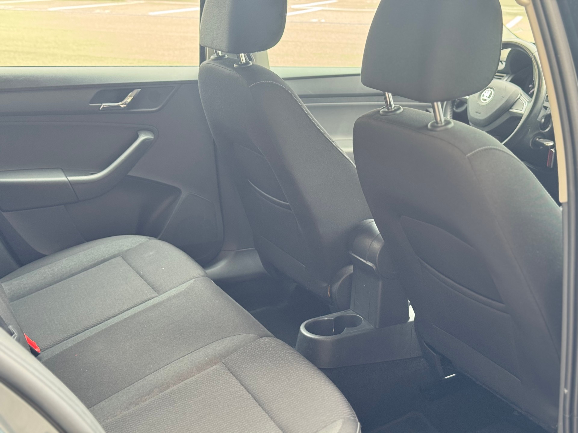 SKODA Rapid Spaceback 1.4 TSI Elegance DSG-image-18