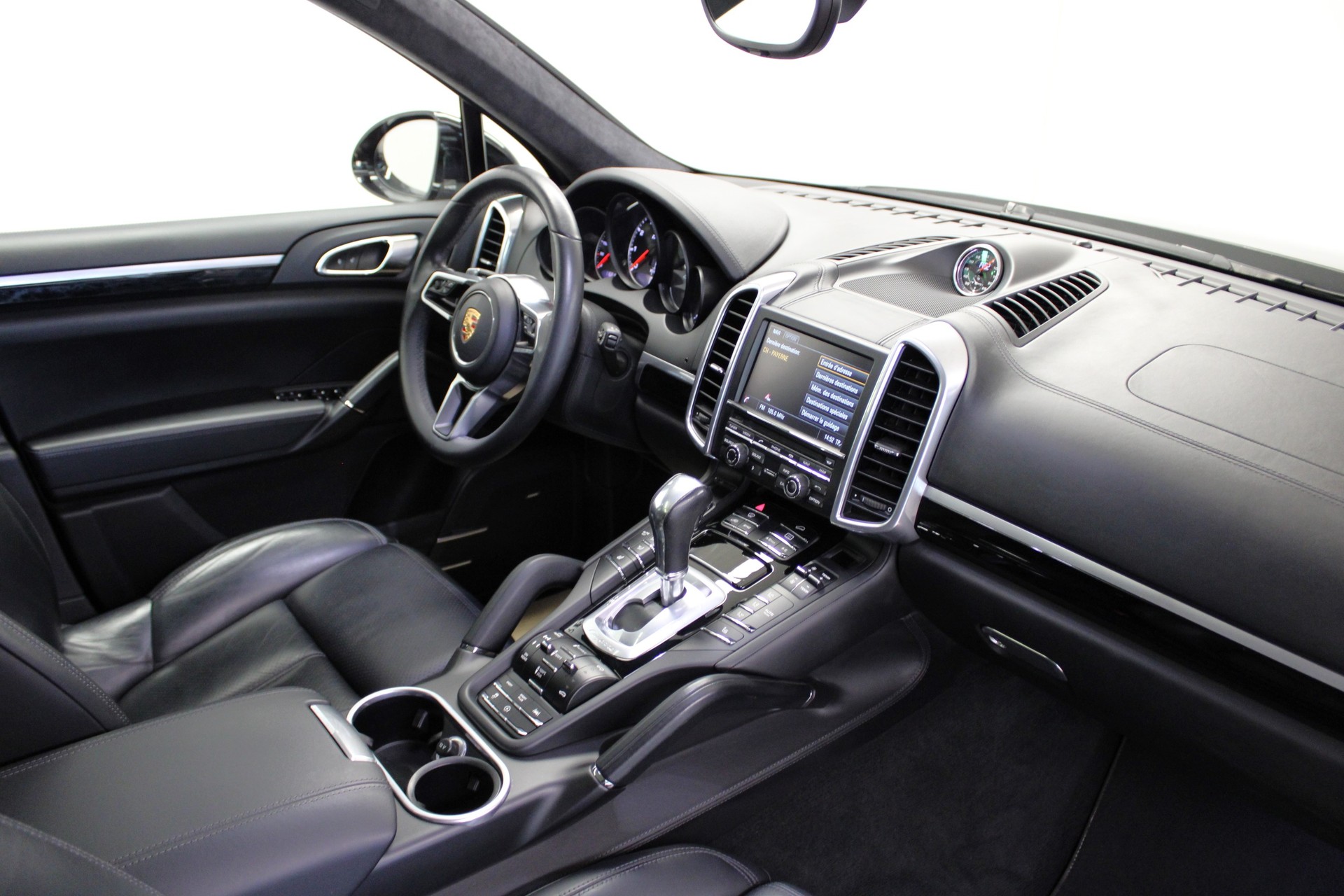 PORSCHE Cayenne Turbo-image-5