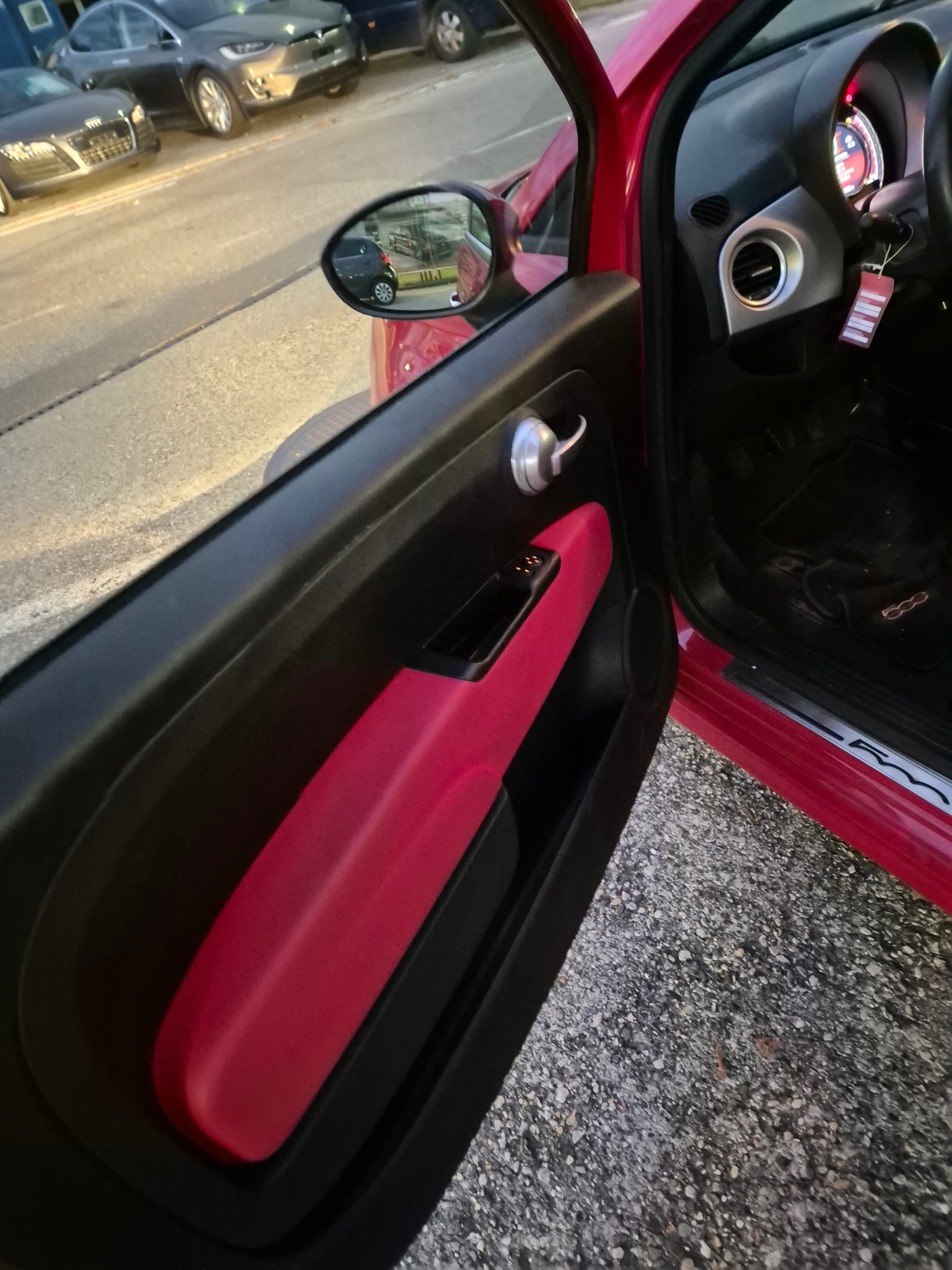 FIAT 500C 0.9 Twinair Turbo Lounge-image-8