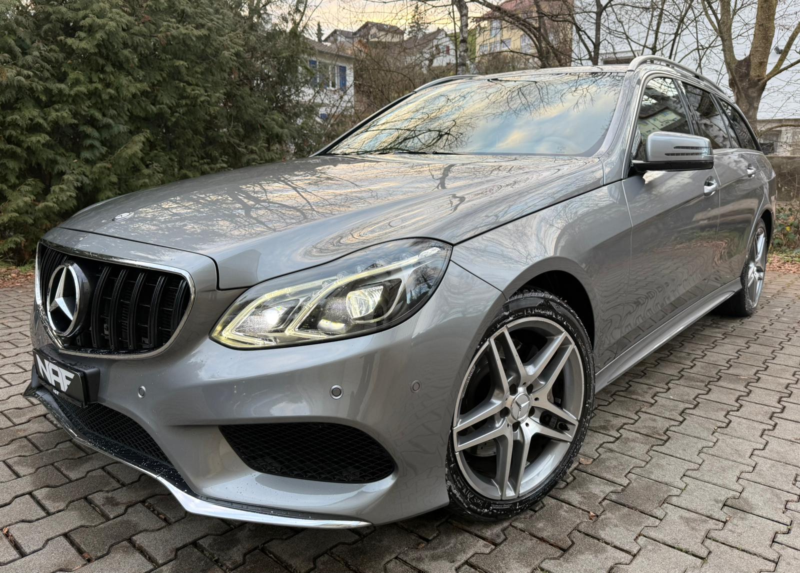 MERCEDES-BENZ E 400 AMG-Line Avantgarde 4Matic 7G-Tronic