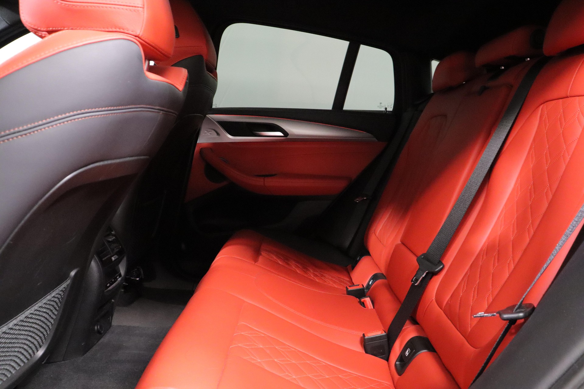 BMW X4 M40d-image-3