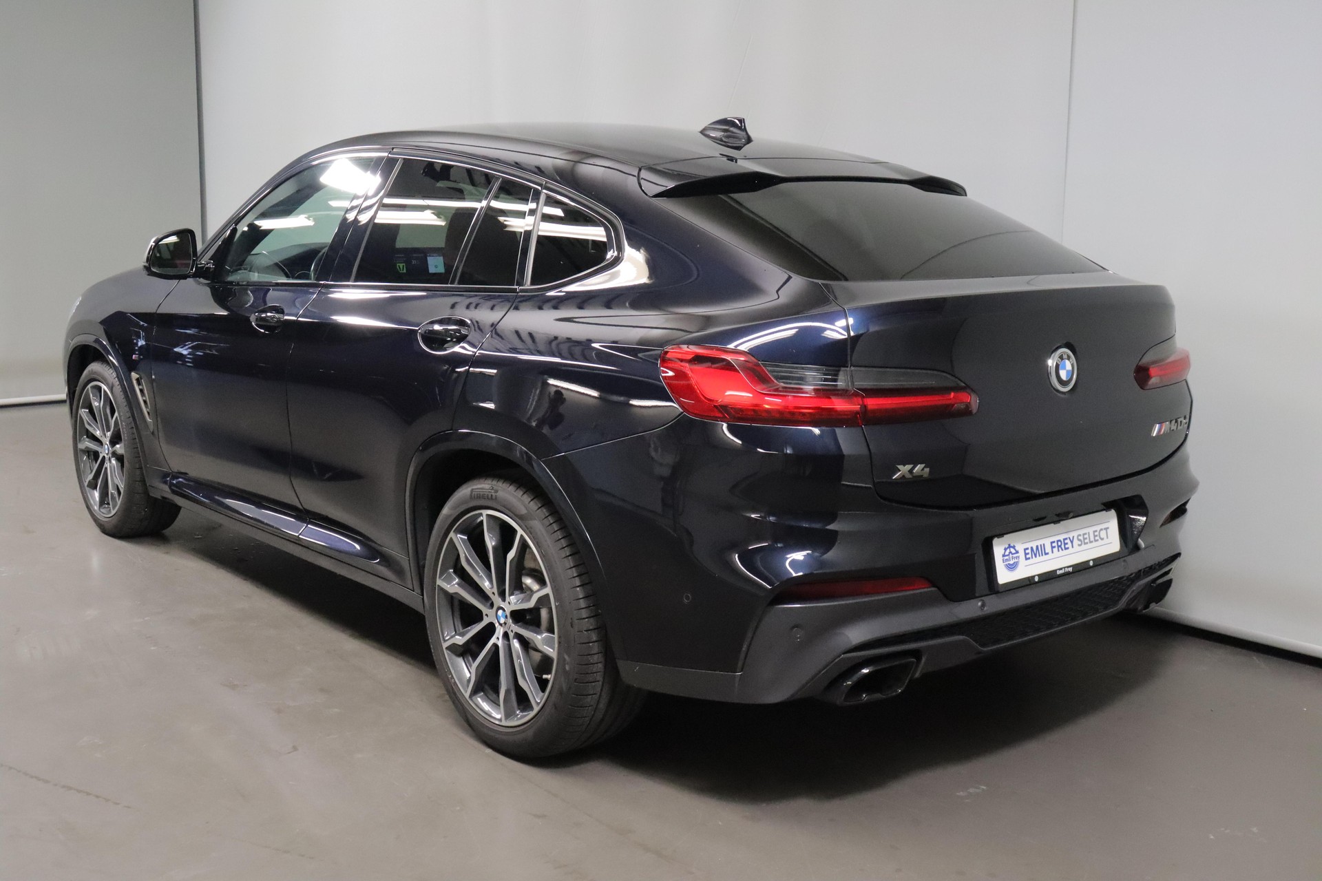 BMW X4 M40d-image-13