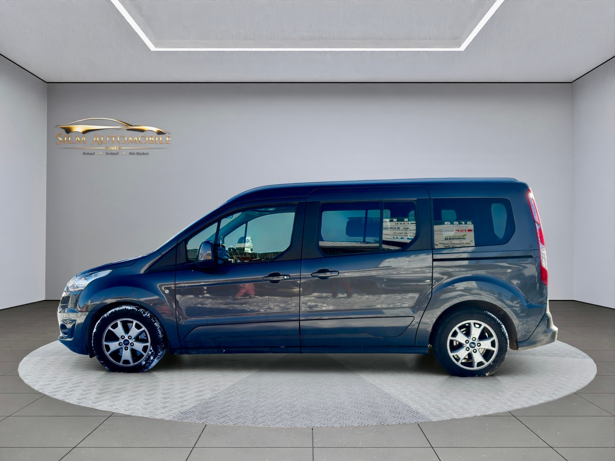 FORD Grand Tourneo Connect 1.6 SCTi Titanium Automatic, 7 Plätze, Panoramadach — slika 4