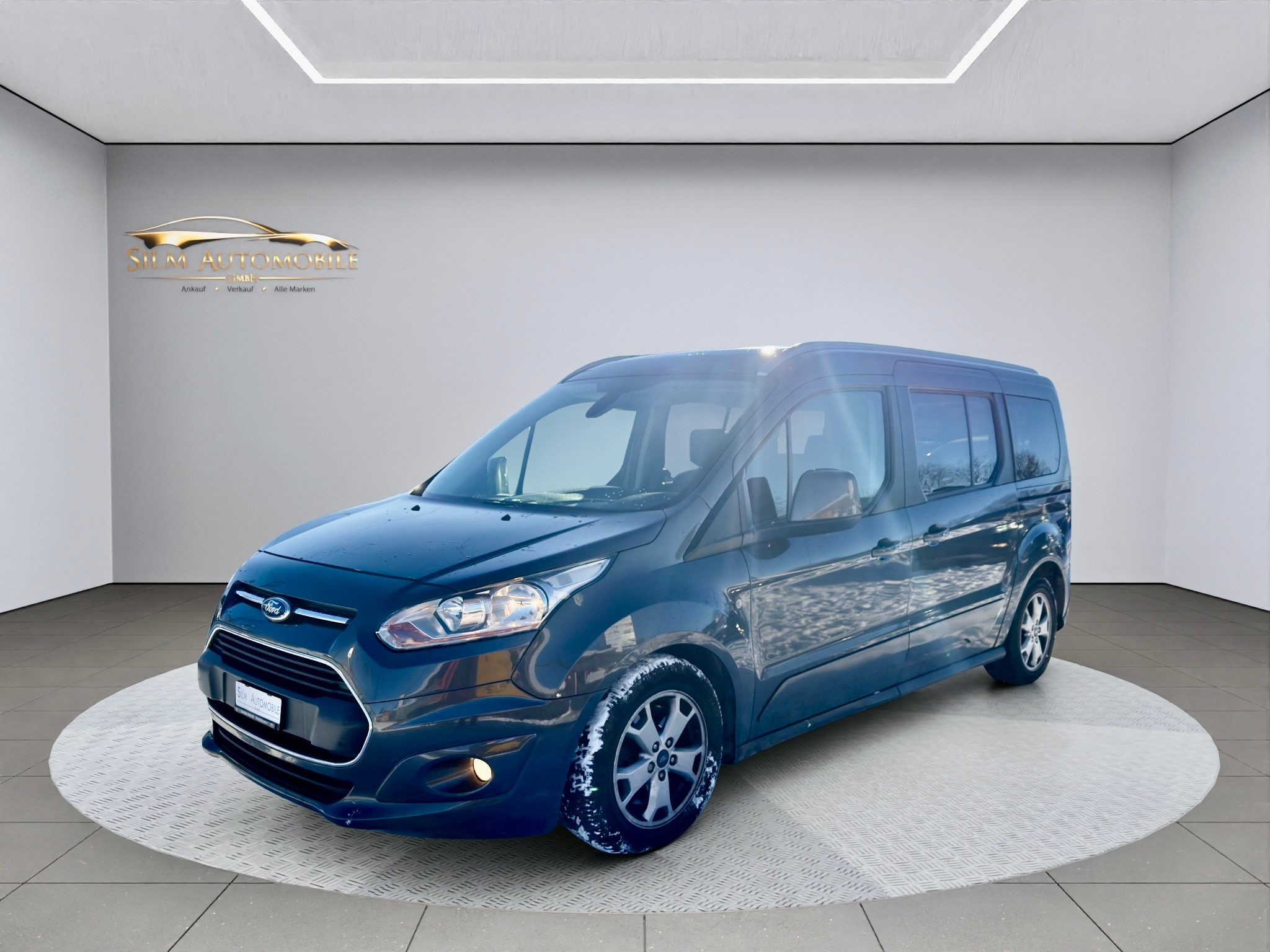FORD Grand Tourneo Connect 1.6 SCTi Titanium Automatic, 7 Plätze, Panoramadach — slika 2