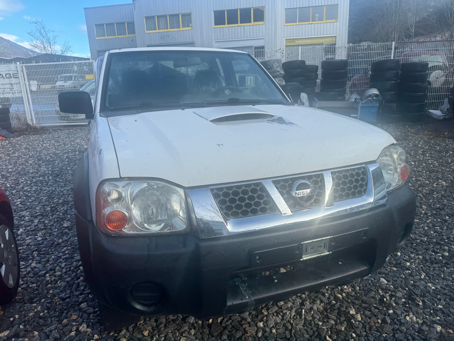 NISSAN King Cab Challenge 2.5 Di 4x4