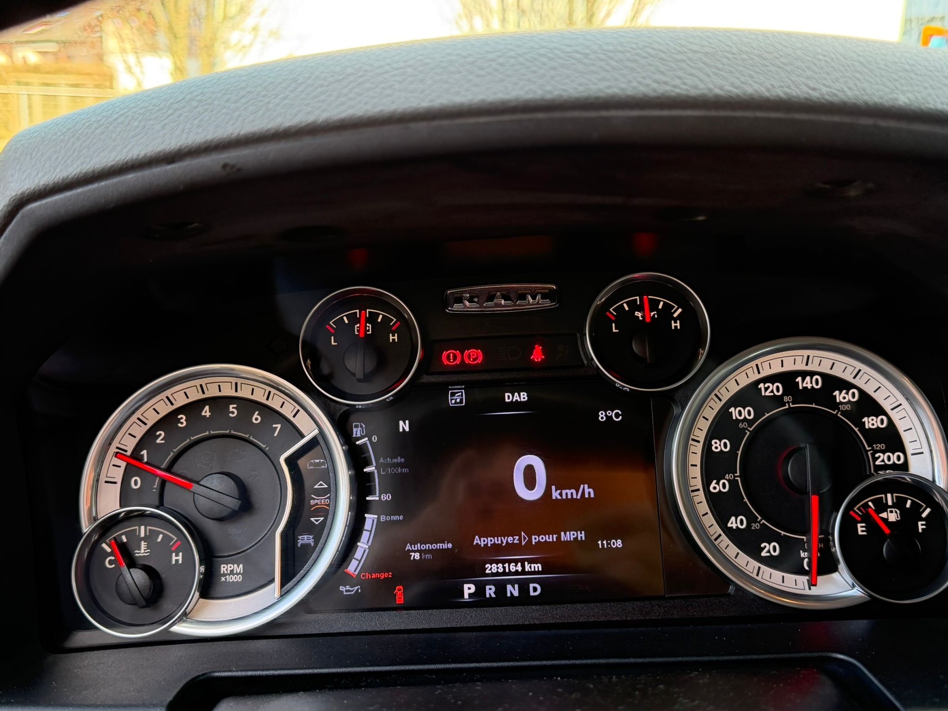 DODGE 1500 SLT-image-13