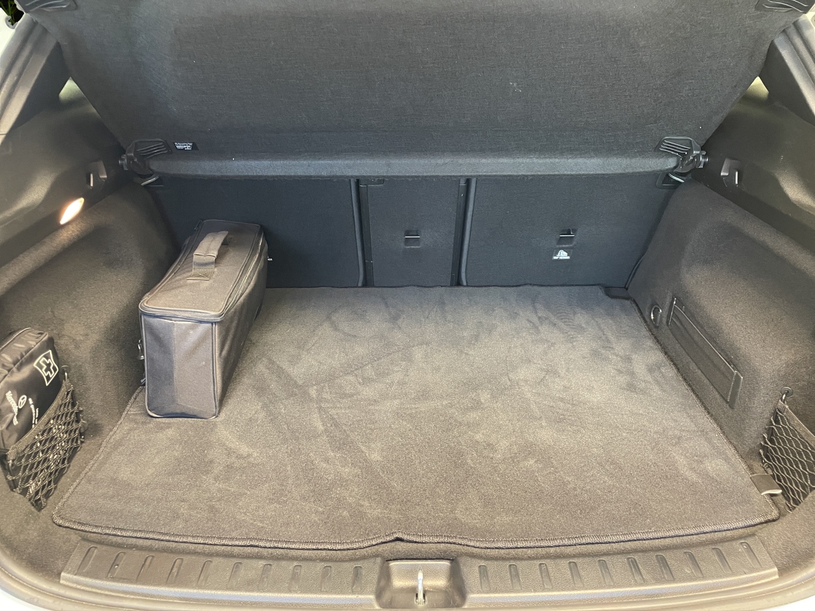 Image MERCEDES-BENZ EQA-350 EQA 350 4Matic