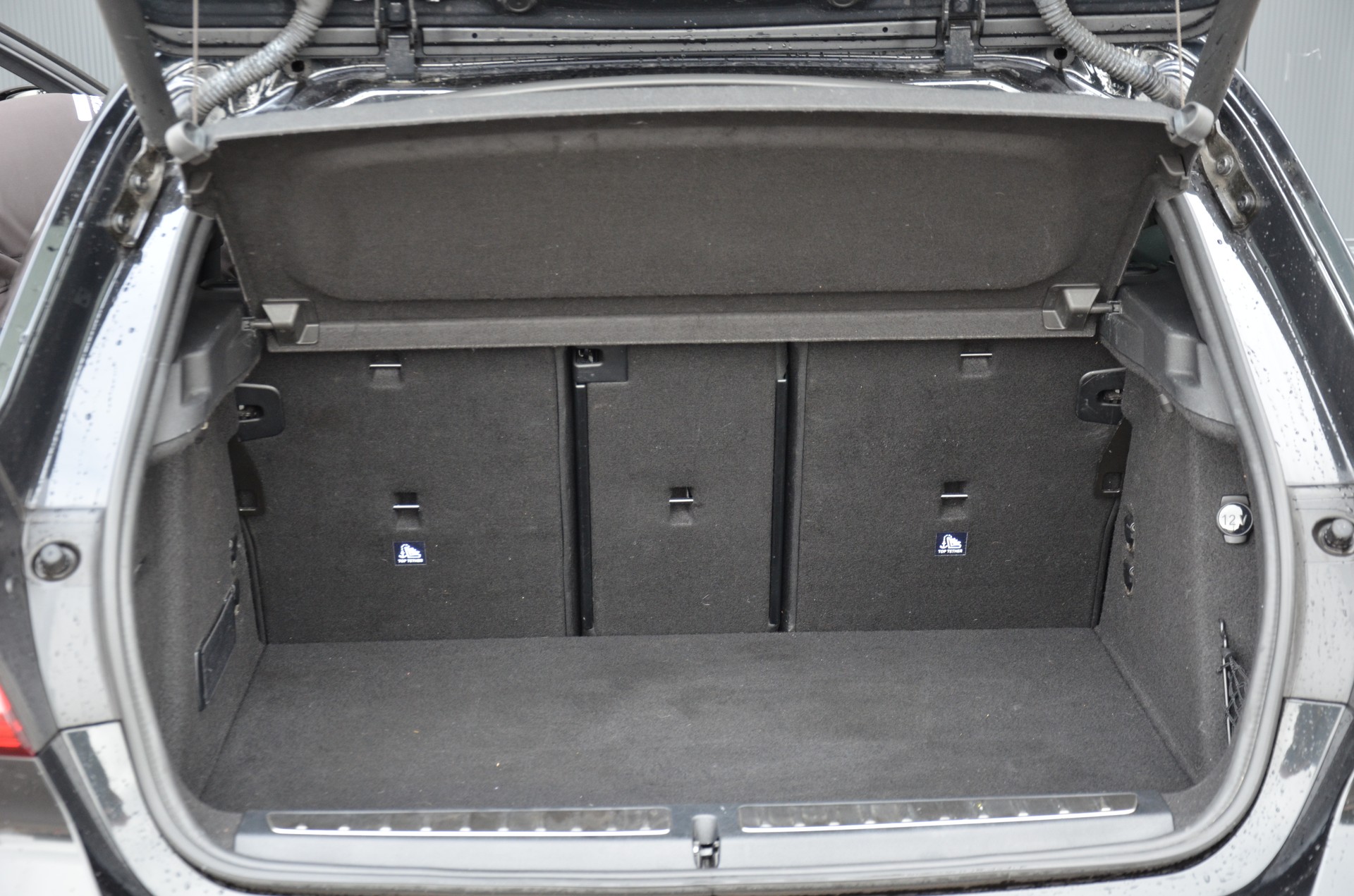 BMW M135i xDrive Steptronic-image-8