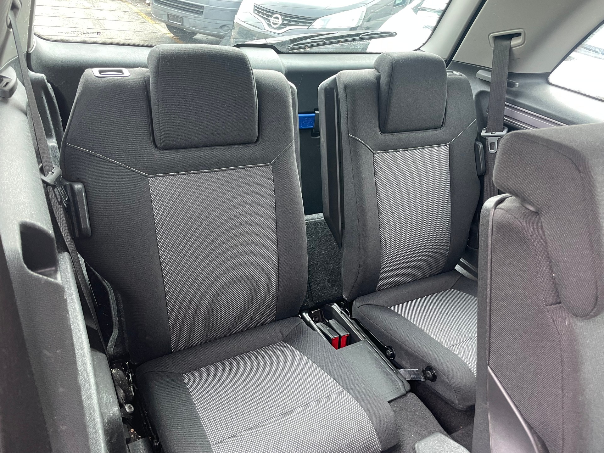 OPEL Zafira 1.9 CDTI Edition Automatic-image-9