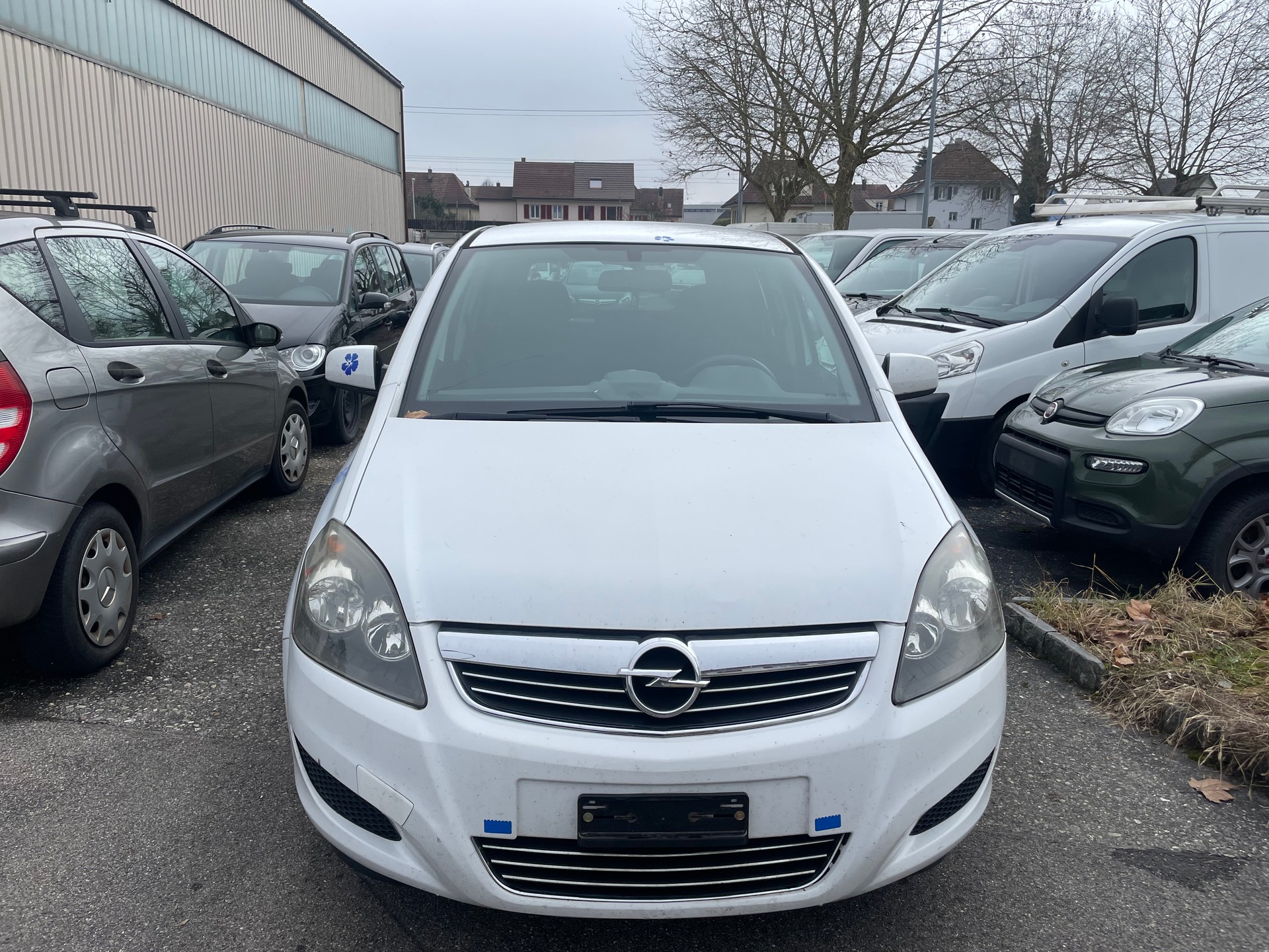 OPEL Zafira 1.9 CDTI Edition Automatic-image-2