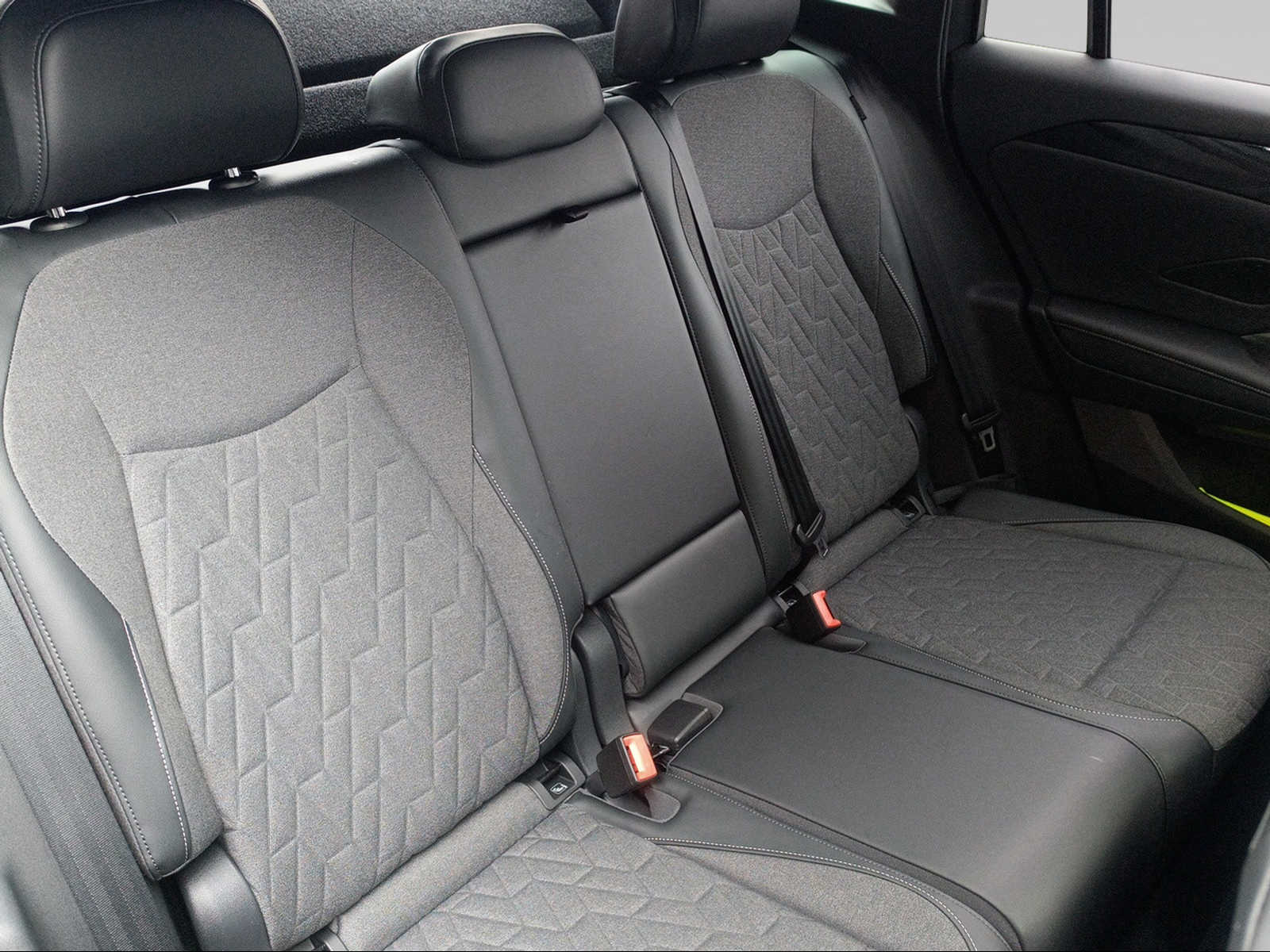 VW Tiguan 1.5 TSI evo2 eHybrid Life DSG-image-9