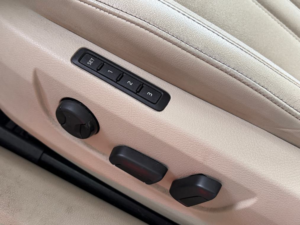 SKODA Superb Combi 2.0 TSI Style DSG-image-4