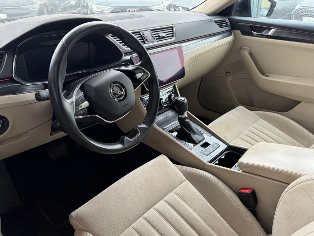 SKODA Superb Combi 2.0 TSI Style DSG-image-3