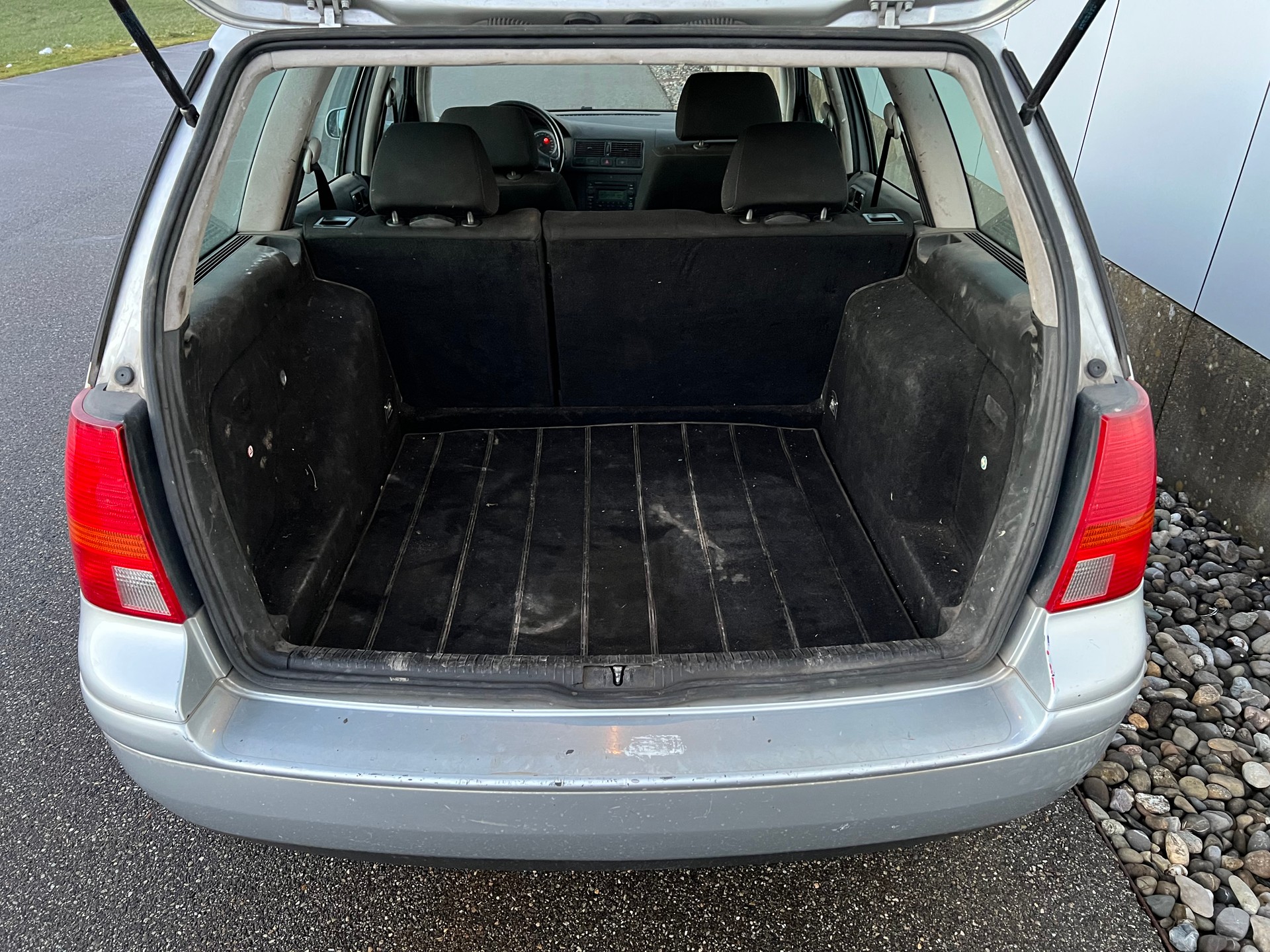 VW Golf Variant 1.6 16V Pacific-image-8