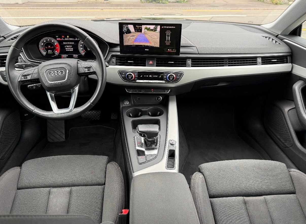 AUDI A5 Sportback 40 TFSI Attraction S-tronic quattro-image-7