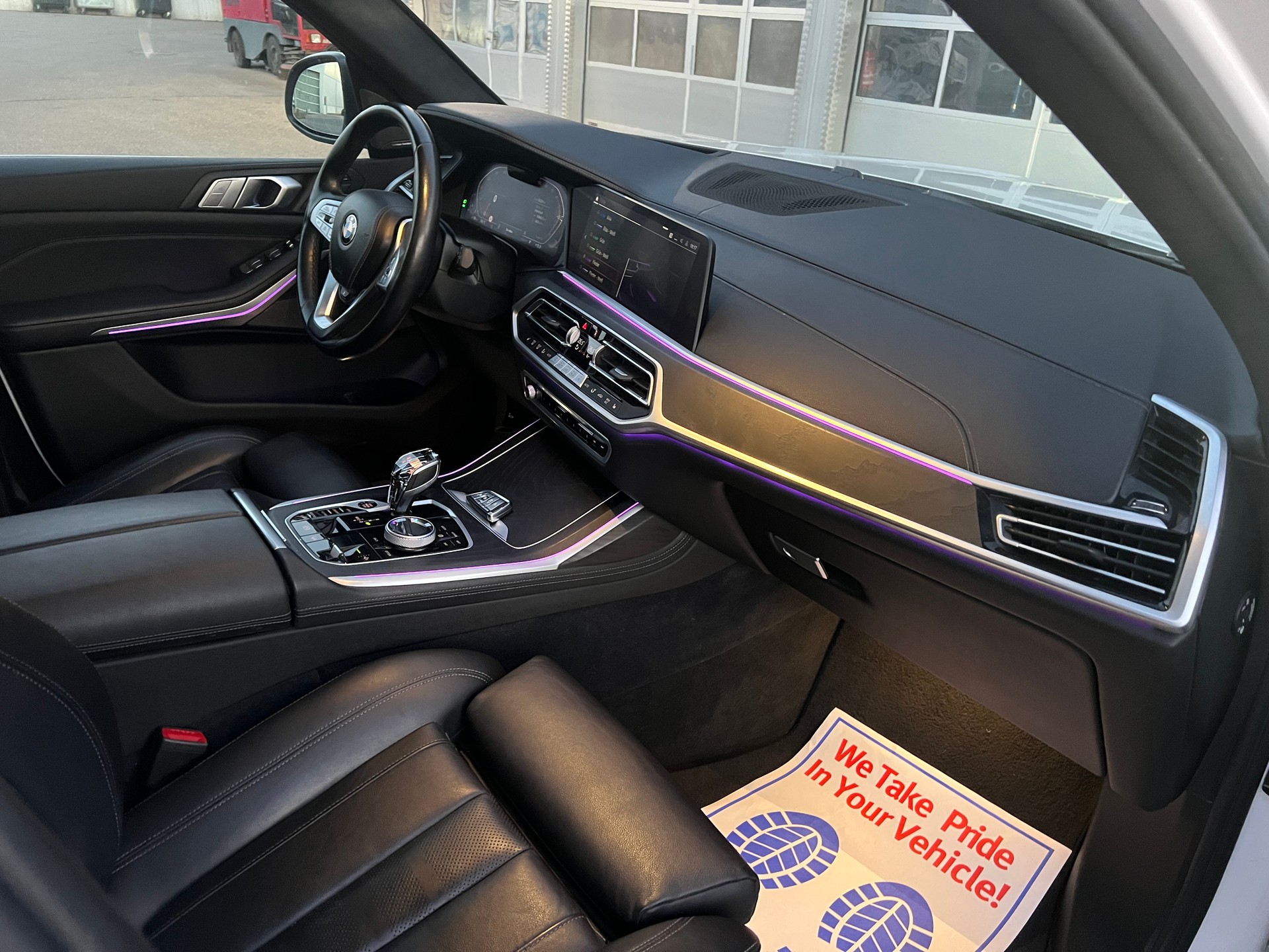 BMW X7 xDrive 40i Steptronic-image-10