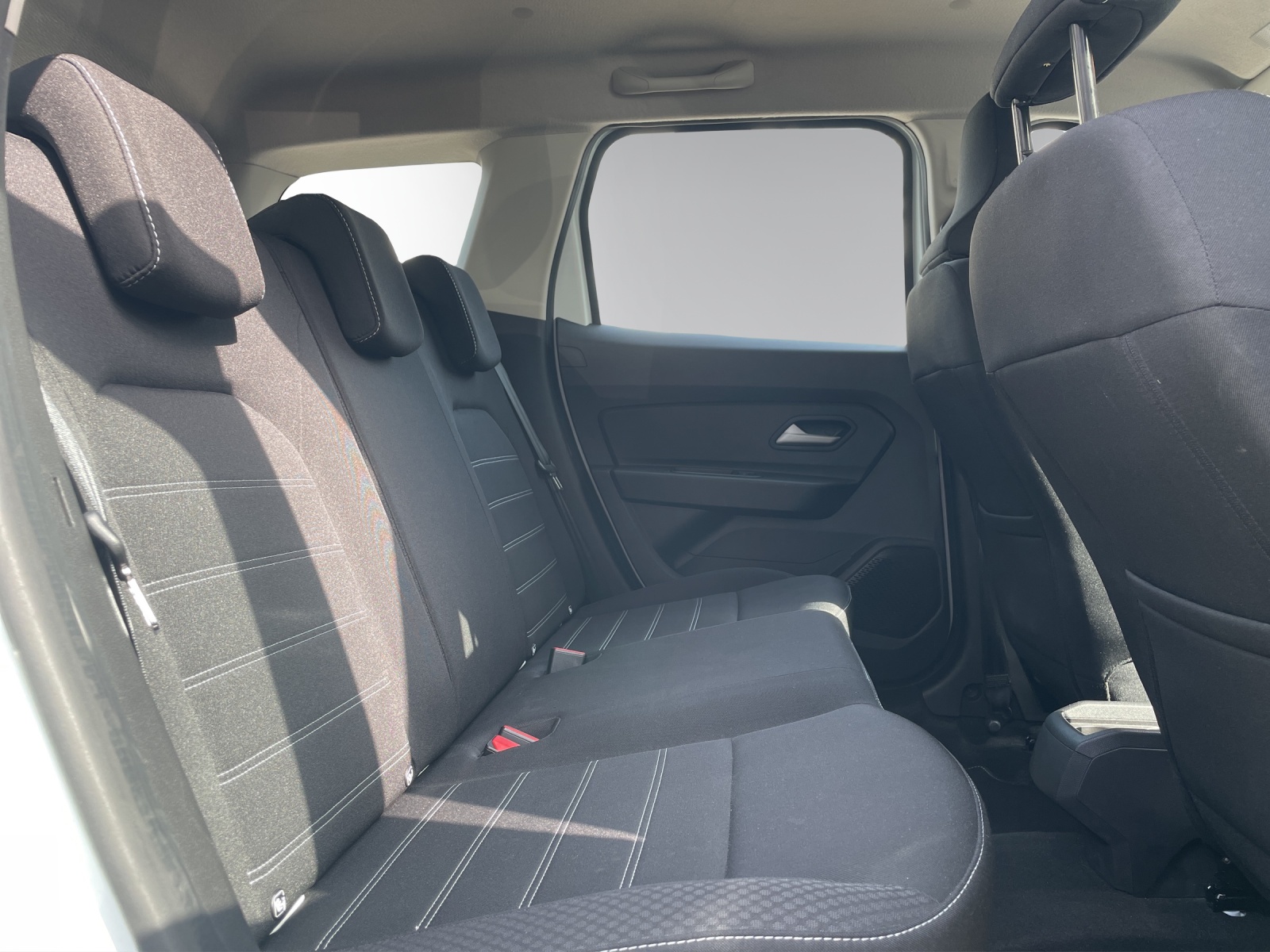 DACIA Duster Blue dCi 115 Expression 4x4-image-10