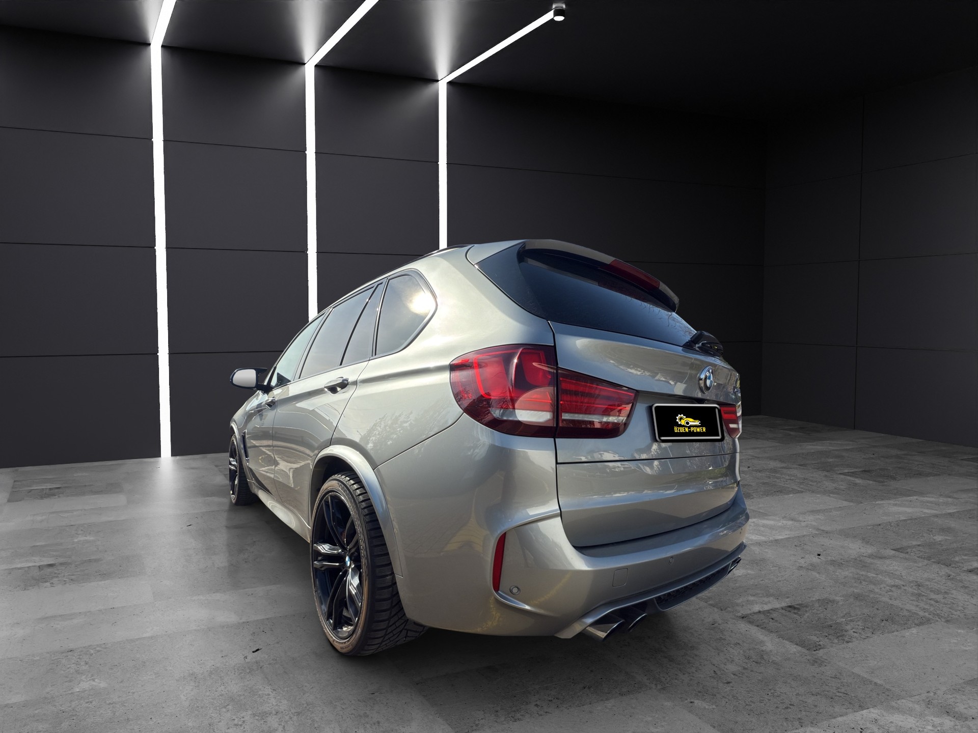 BMW X5M Steptronic-image-5