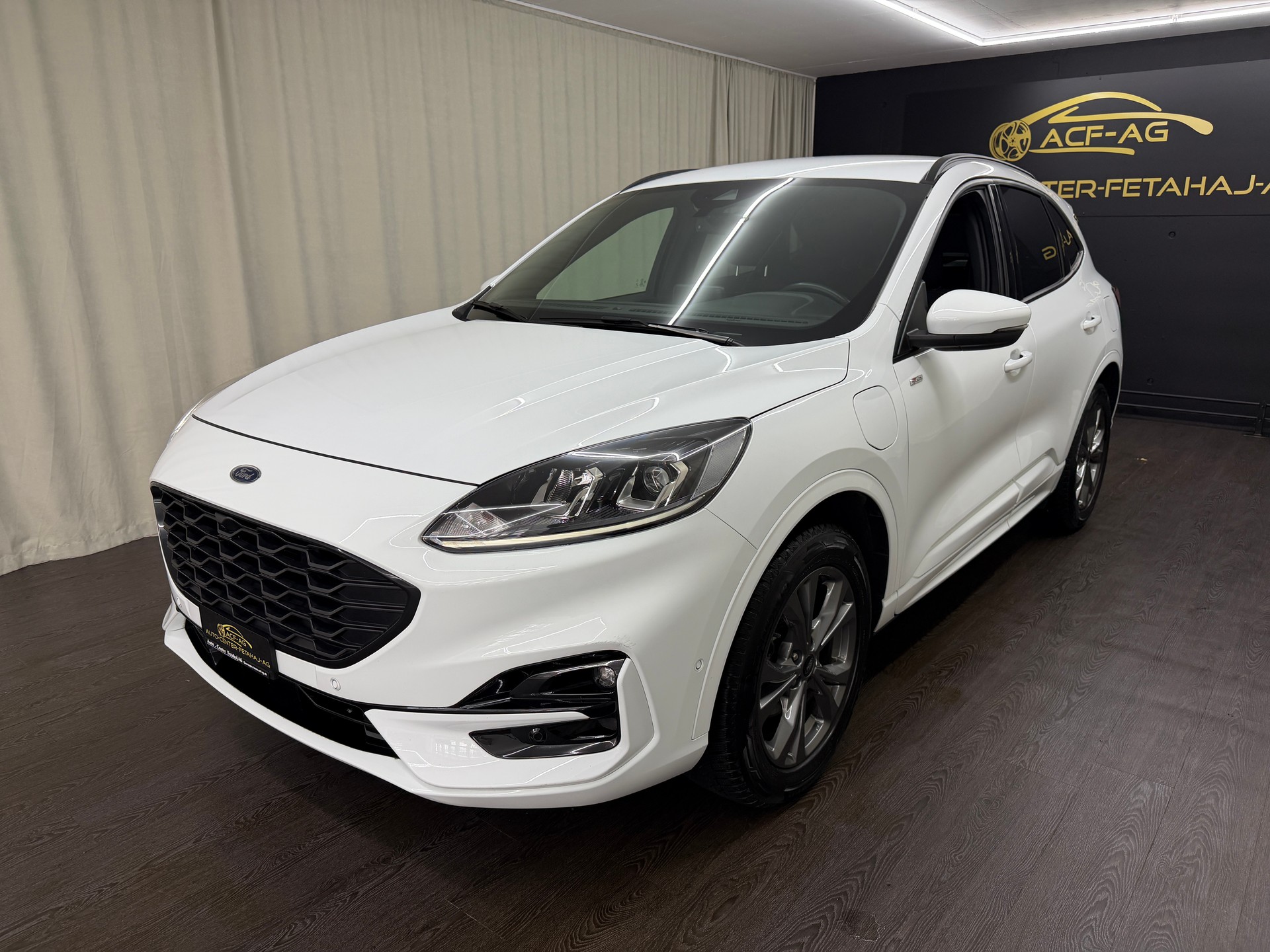 FORD Kuga 2.5 PHEV ST-Line 2WD-image-0