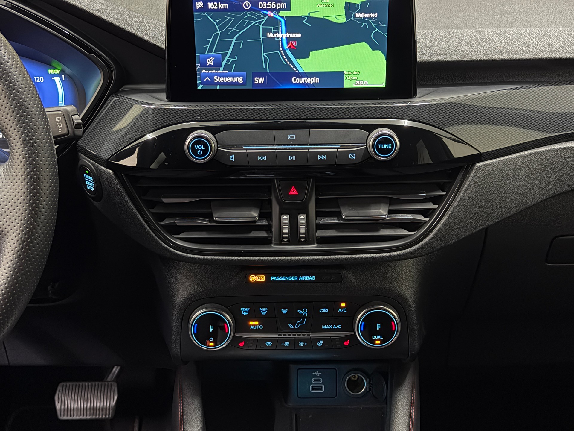 FORD Kuga 2.5 PHEV ST-Line 2WD-image-8