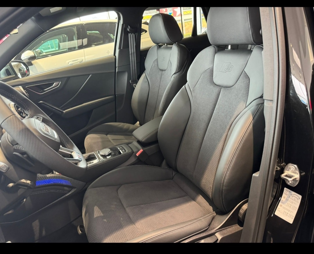 AUDI SQ2 TFSI quattro S-tronic-image-7