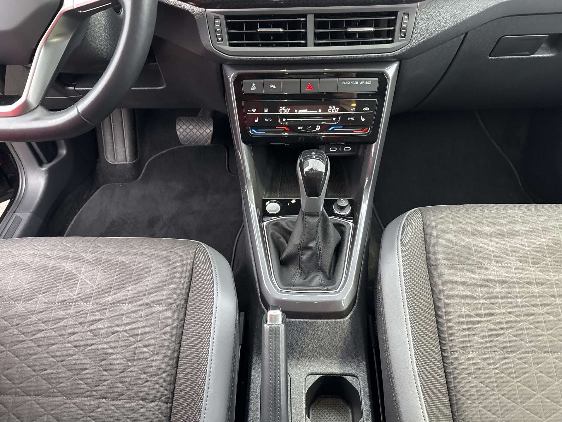 VW T-Cross 1.5 TSi EVO ACT Style DSG-Automat-image-11