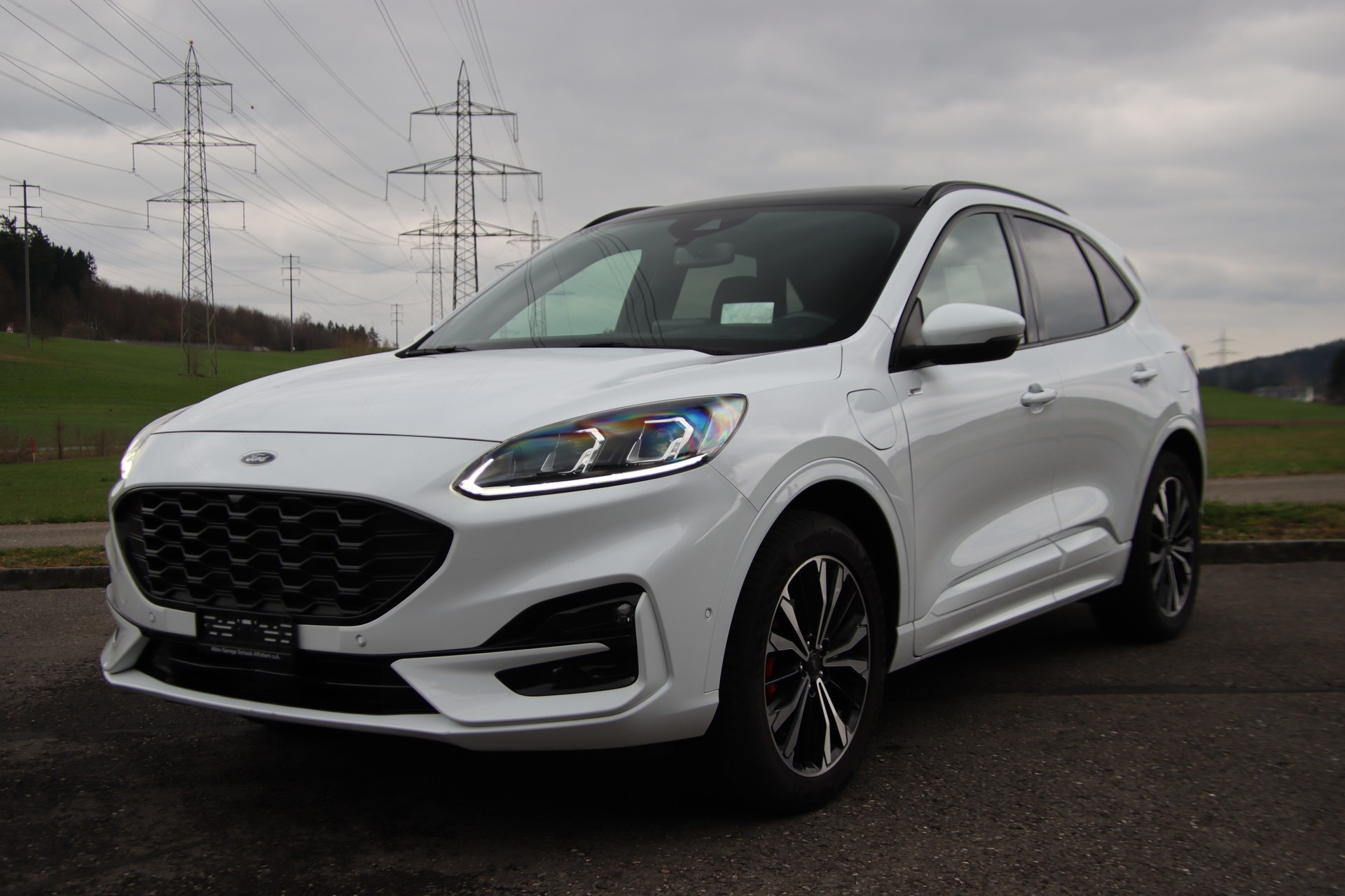 FORD Kuga 2.5 PHEV ST-Line 2WD-image-4