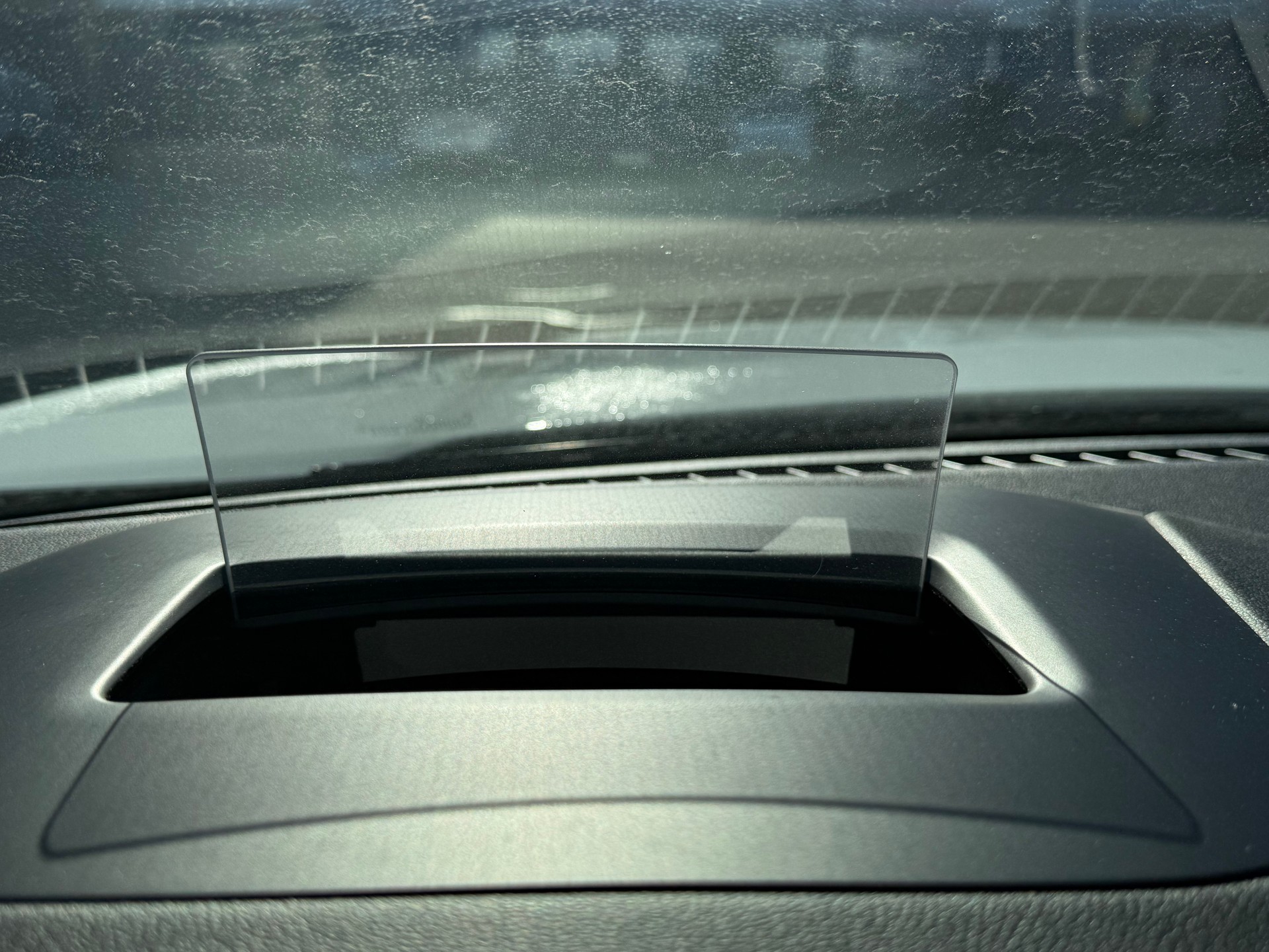 FORD Kuga 2.5 PHEV ST-Line 2WD-image-11