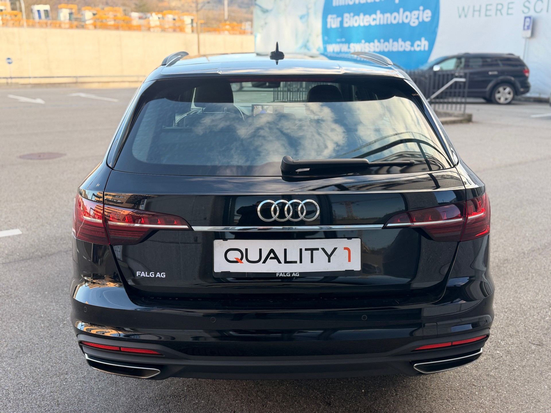 AUDI A4 Avant 35 TDI S-tronic-image-4