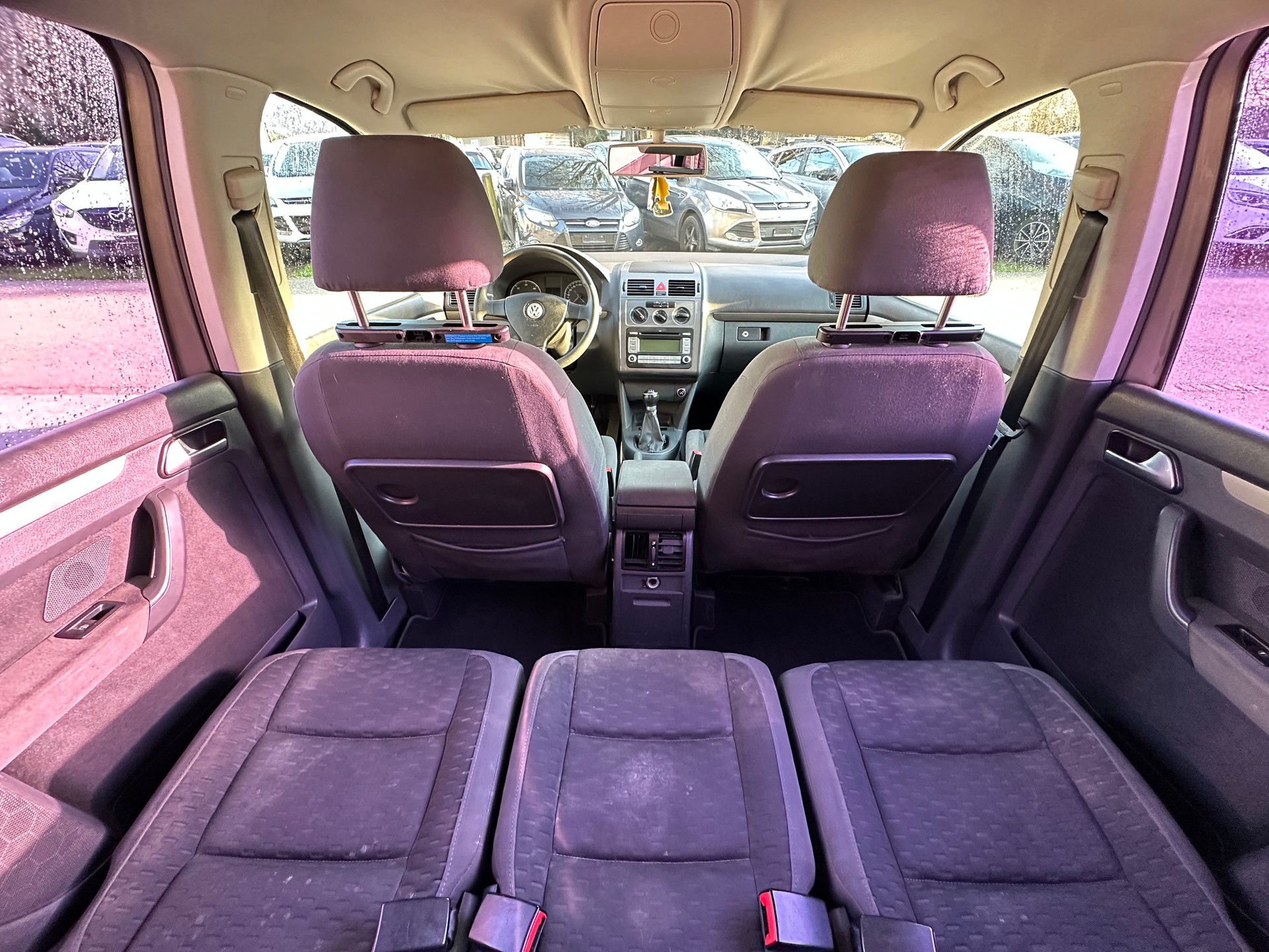 VW Touran 2.0 TDI Trendline-image-6