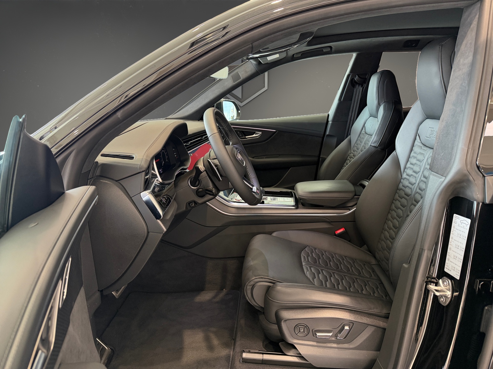 AUDI RSQ8 quattro tiptronic-image-9
