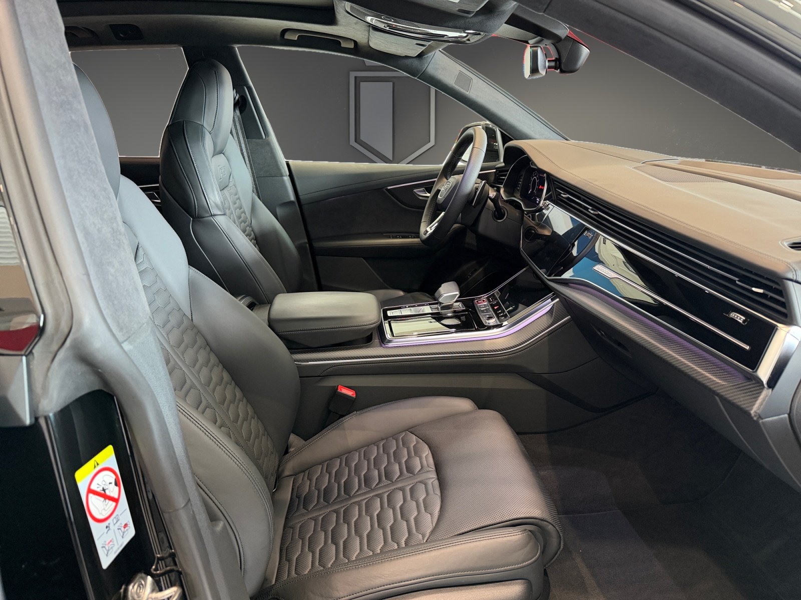 AUDI RSQ8 quattro tiptronic-image-14