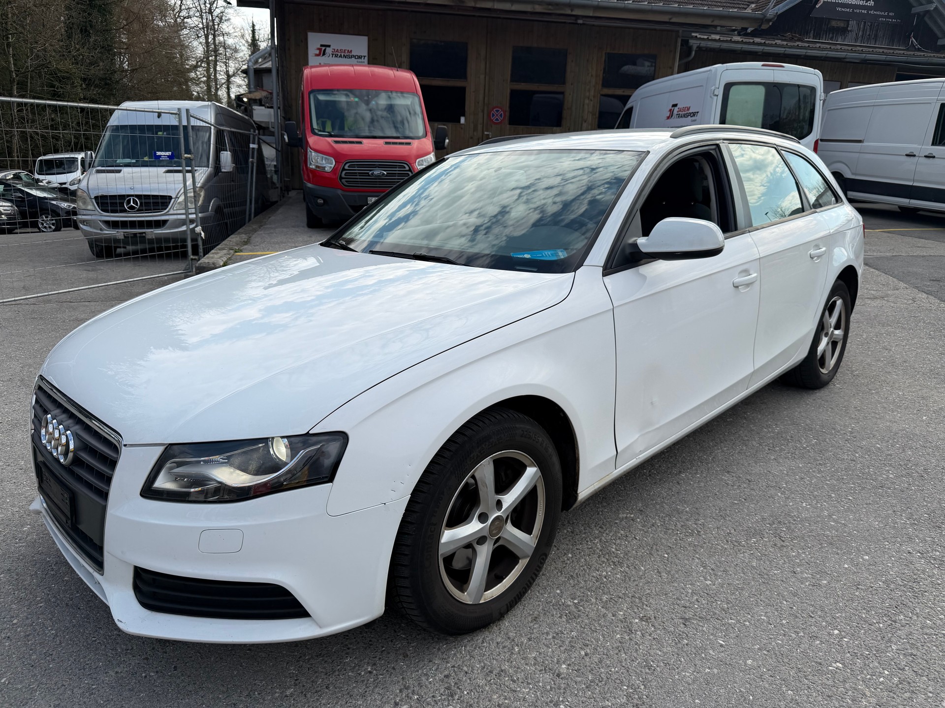 AUDI A4 Avant 2.0 TDI multitronic-image-0
