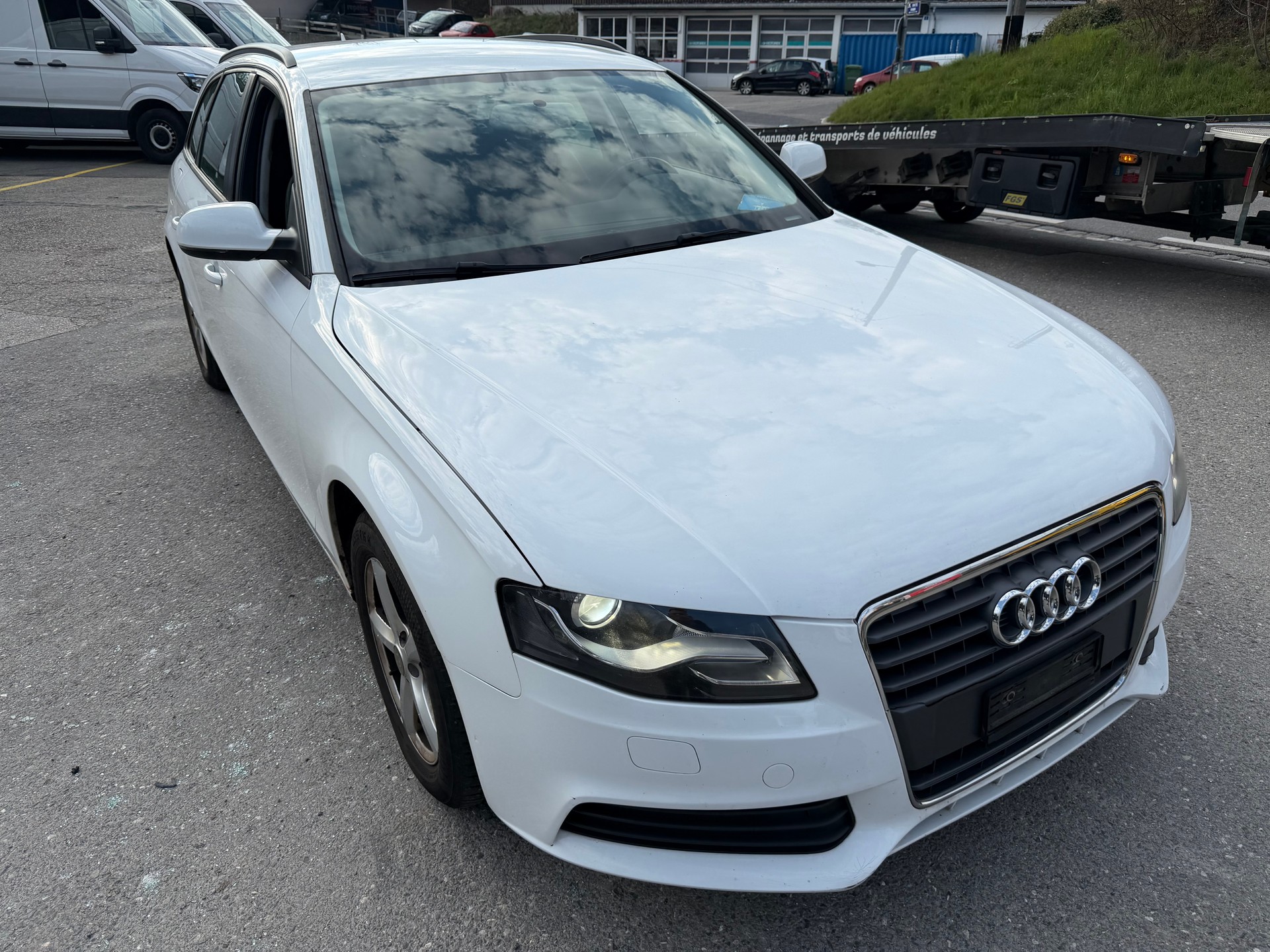 AUDI A4 Avant 2.0 TDI multitronic-image-1