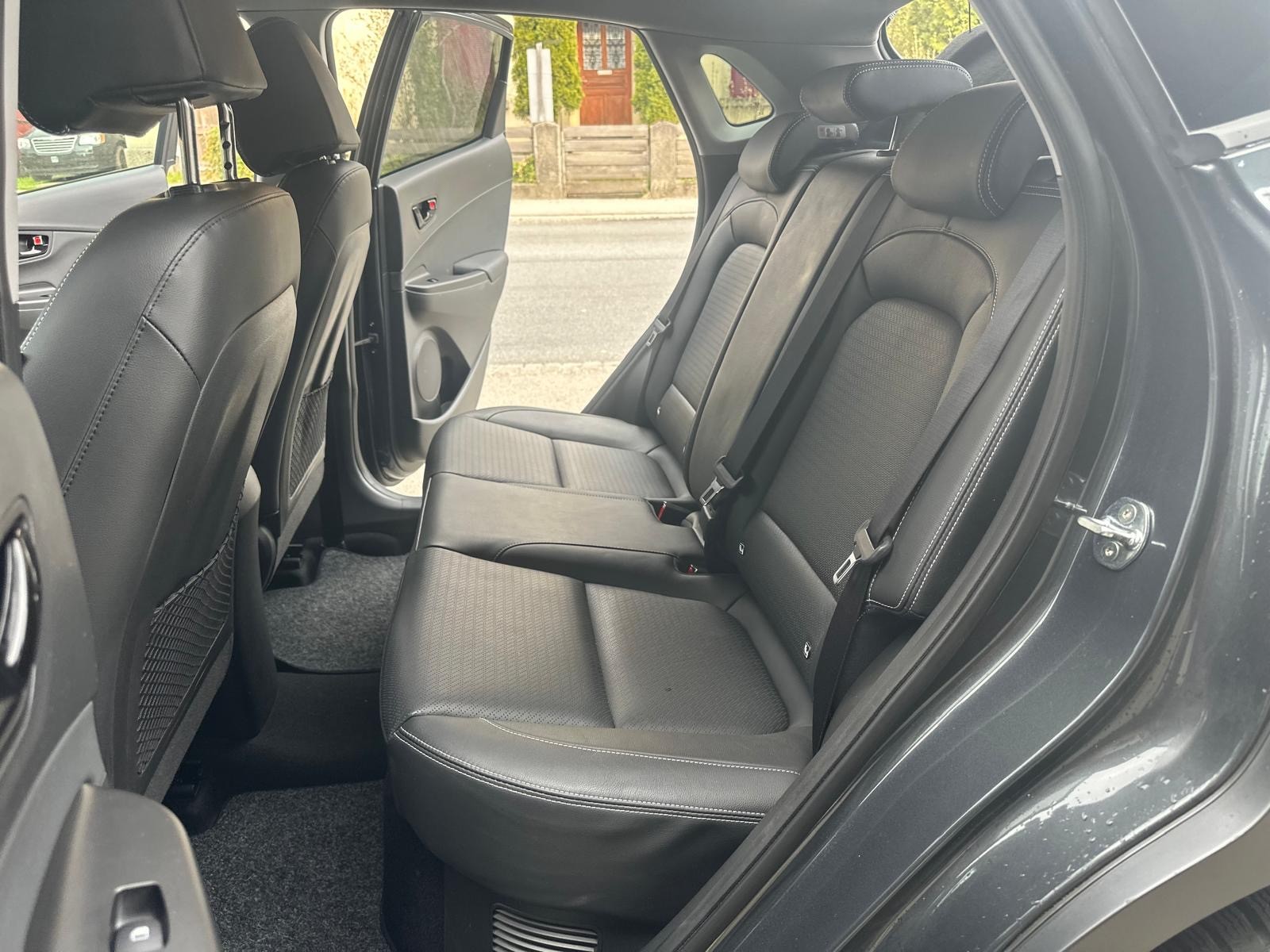 HYUNDAI Kona 1.6 GDi HEV Vertex DCT-image-10