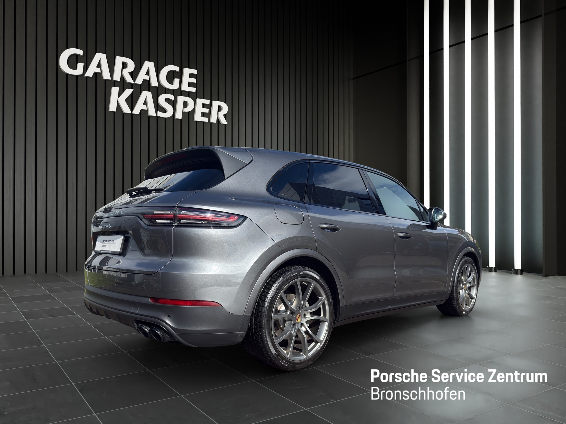 PORSCHE Cayenne S-image-4