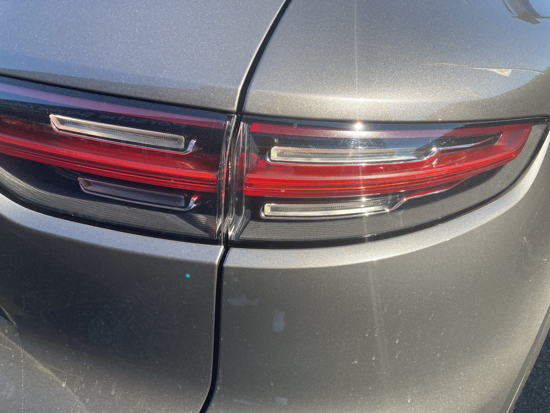 PORSCHE Cayenne S-image-25