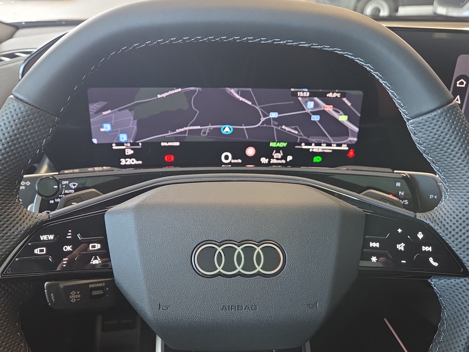 AUDI Q3 SUV TFSI quattro 150 kW S tronic-image-10