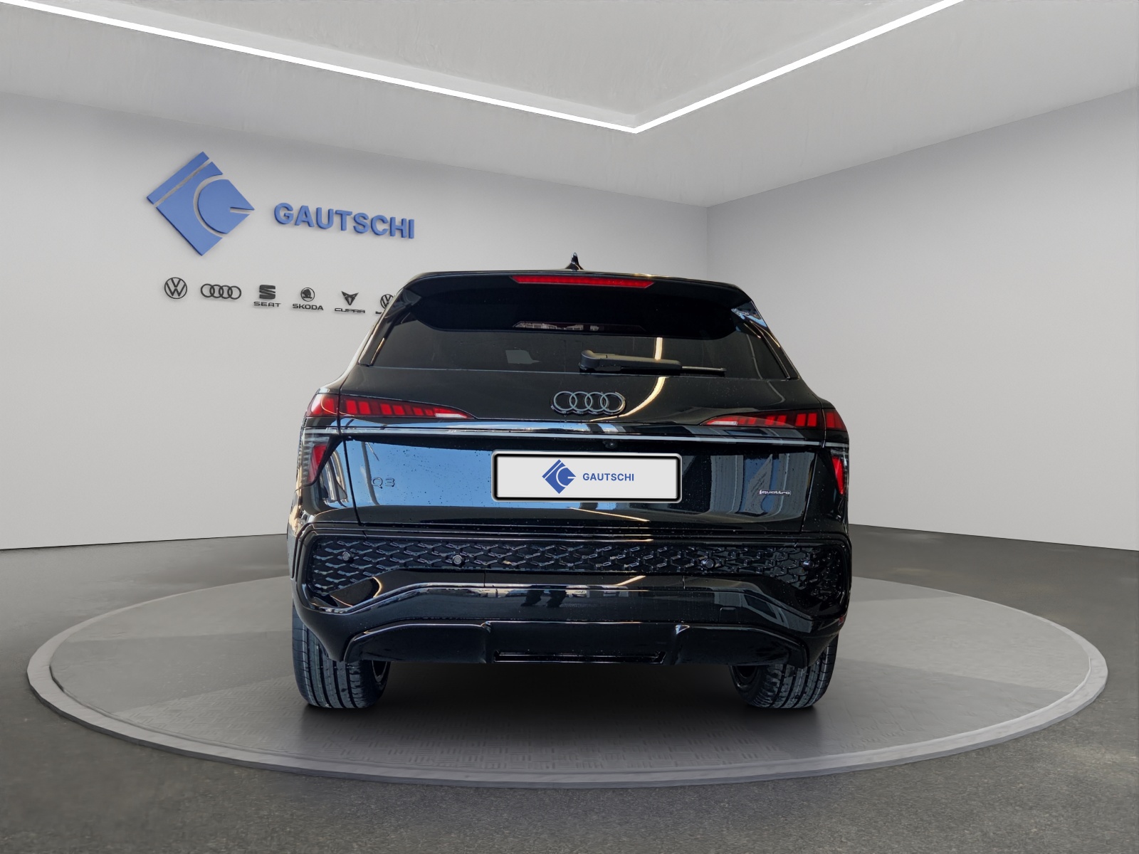 AUDI Q3 SUV TFSI quattro 150 kW S tronic-image-3